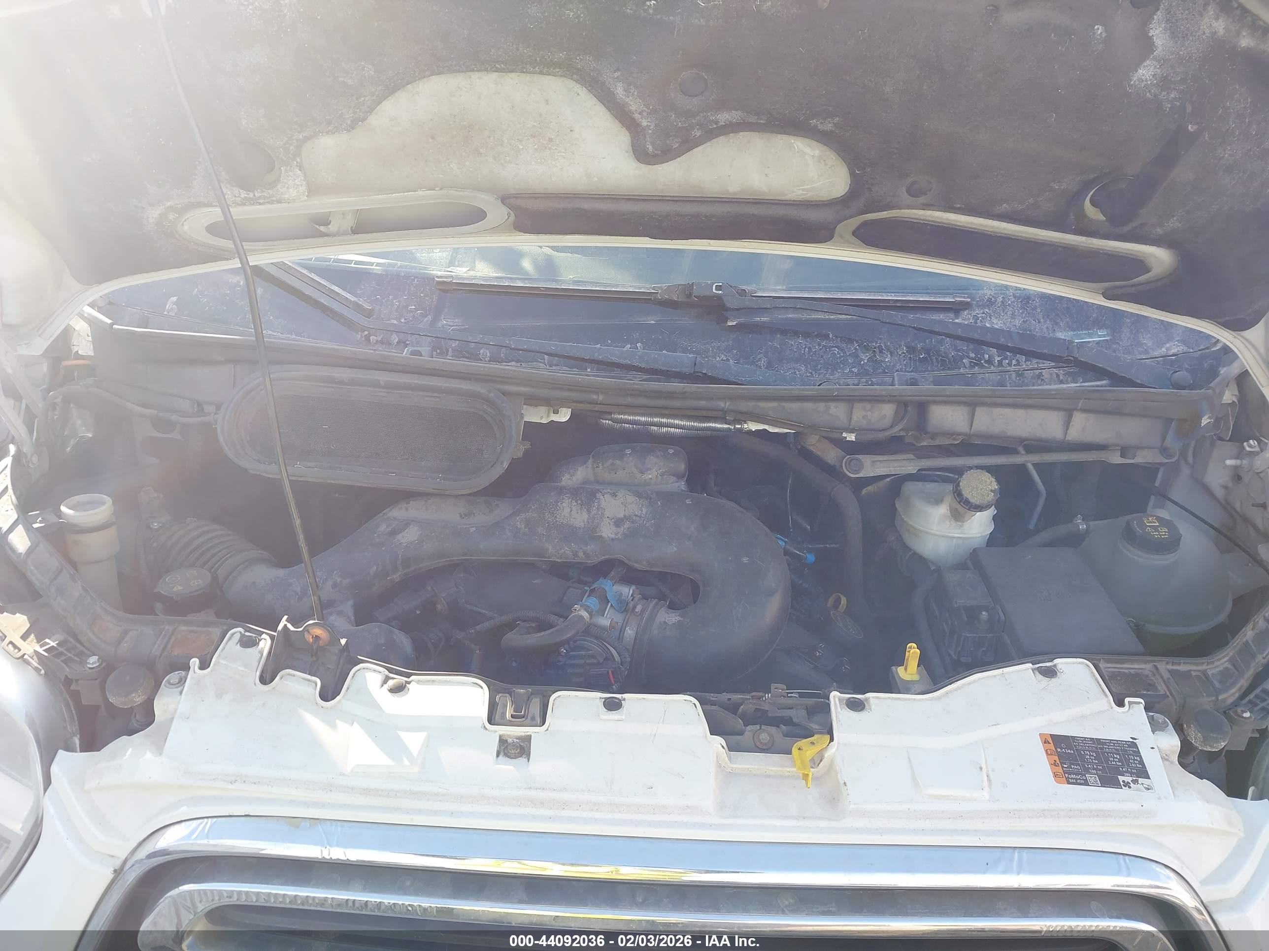 FORD TRANSIT-350 image 10