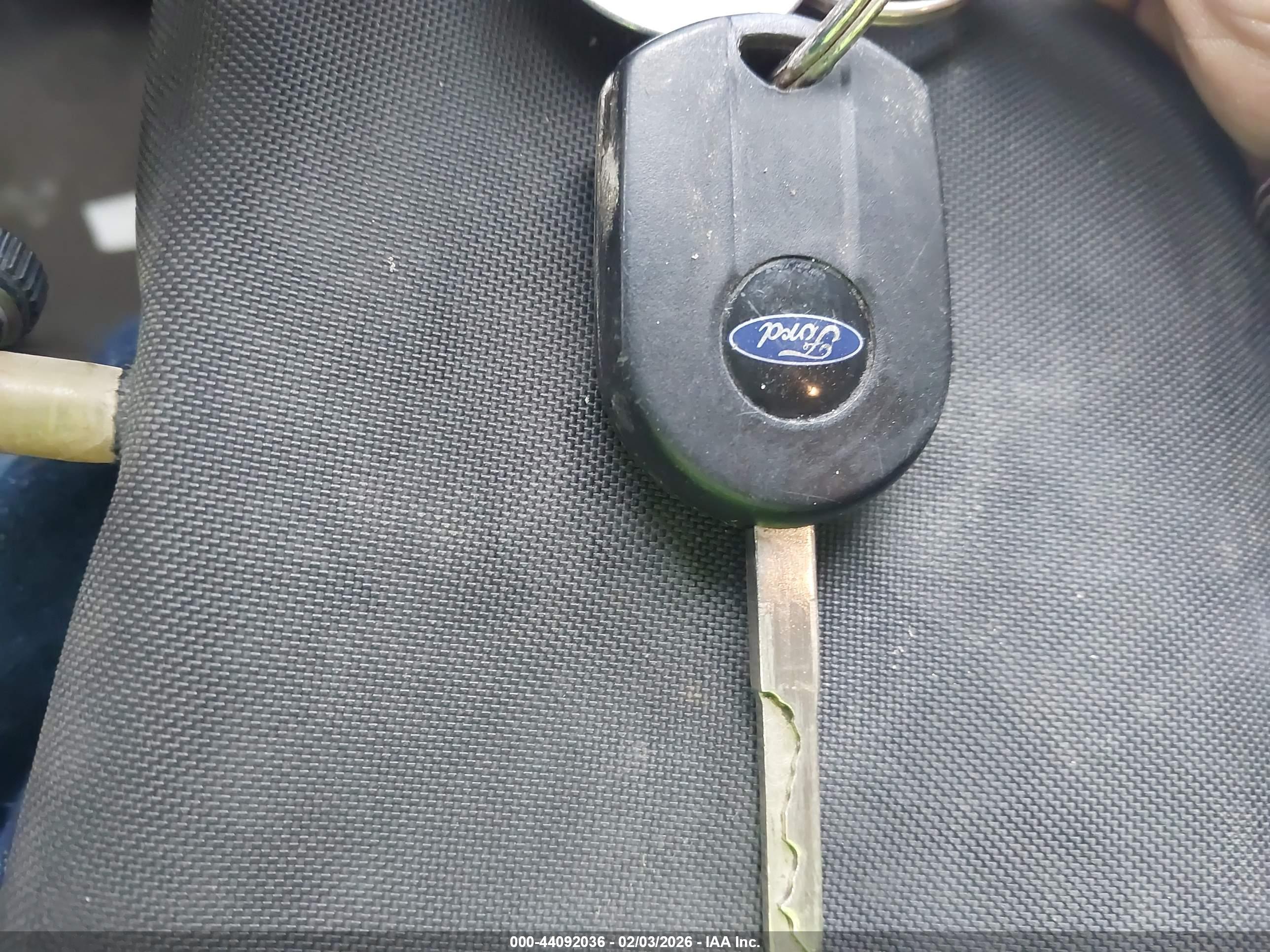 FORD TRANSIT-350 image 11