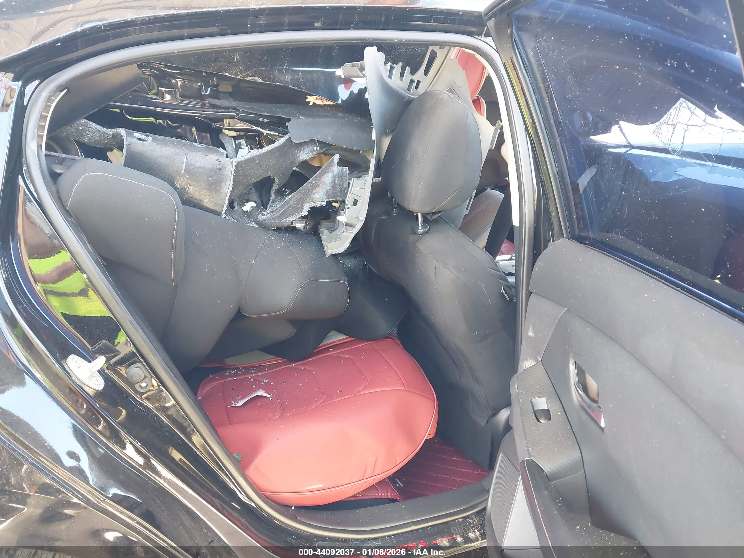 NISSAN SENTRA image 8