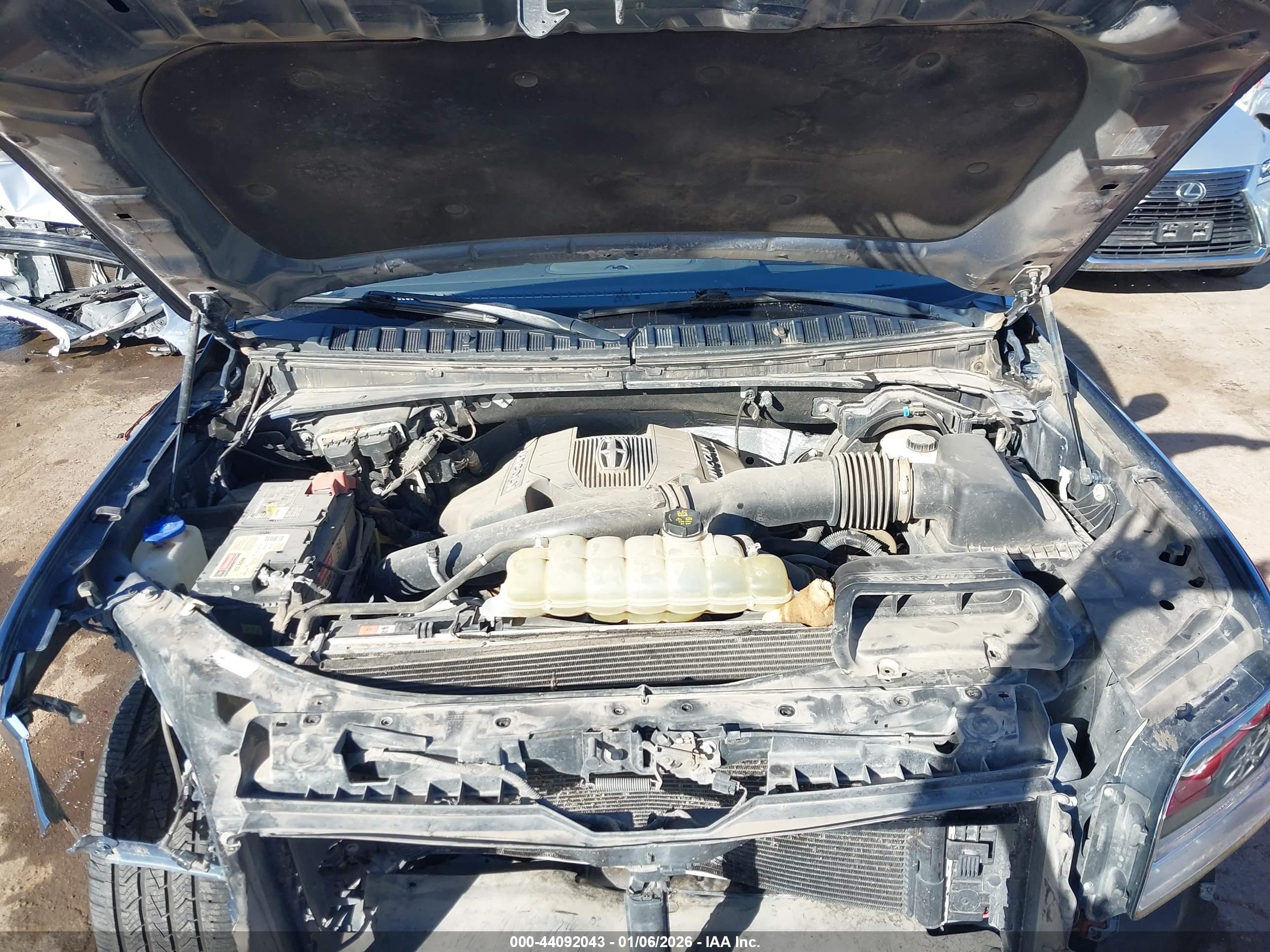 LINCOLN NAVIGATOR image 10