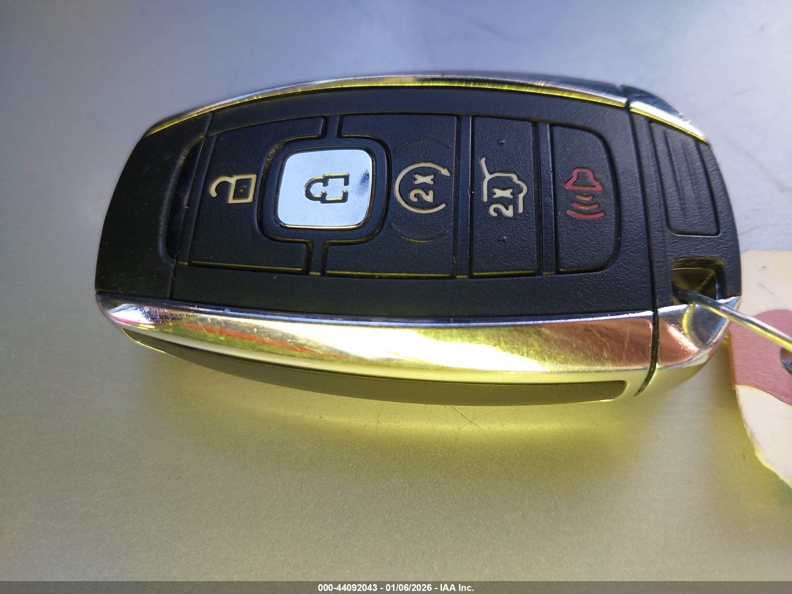 LINCOLN NAVIGATOR image 11