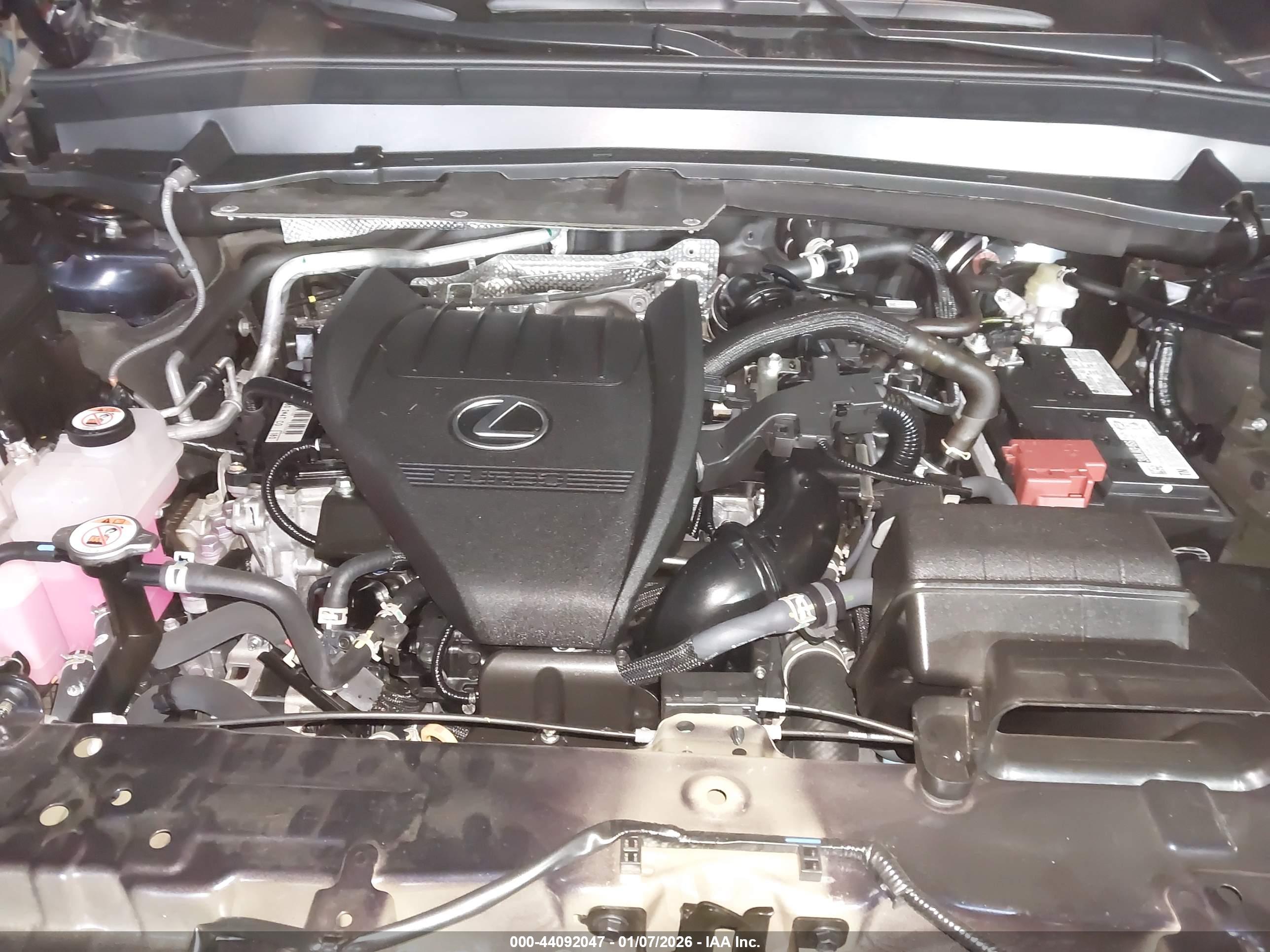 LEXUS TX image 10
