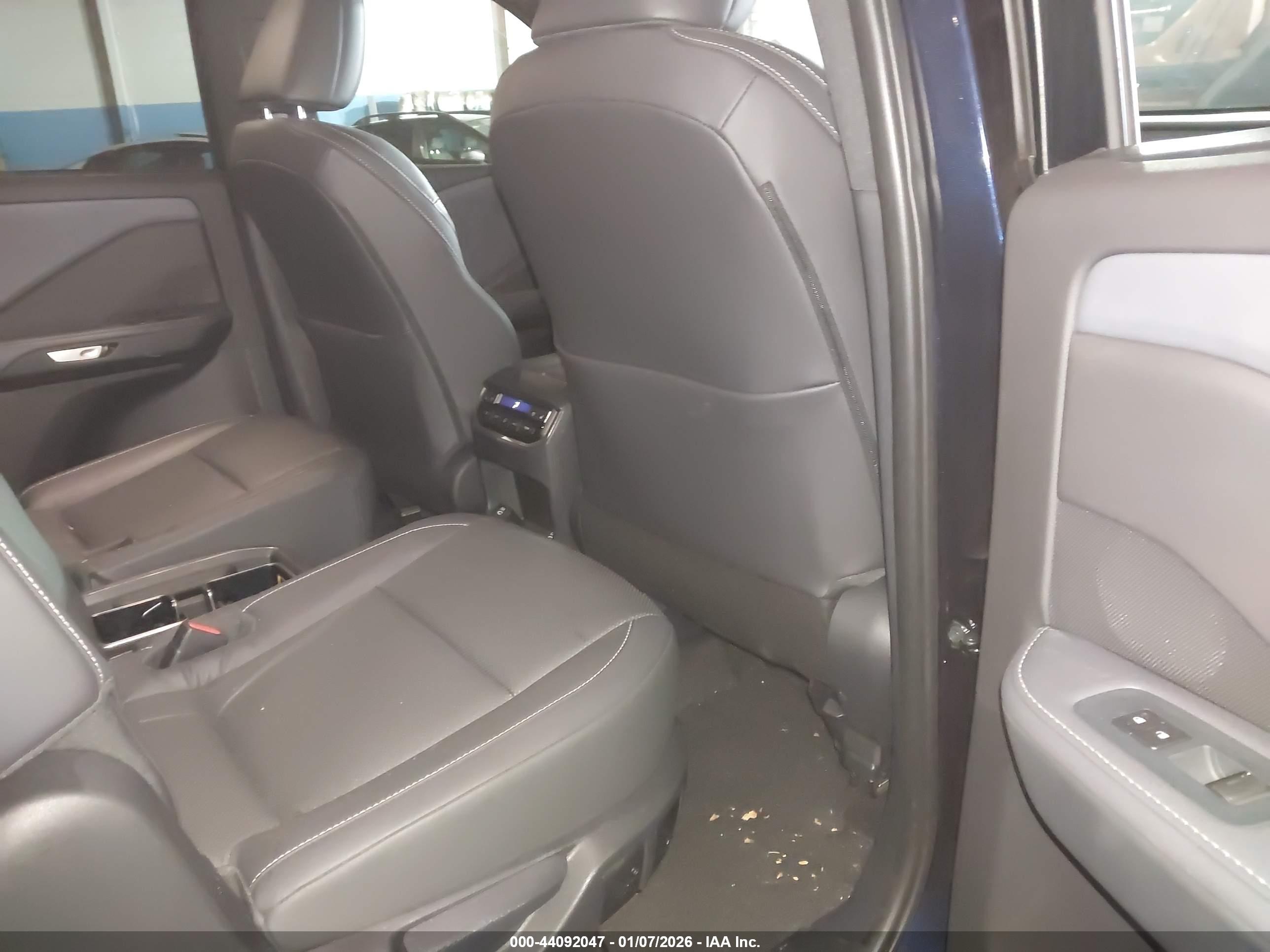 LEXUS TX image 8