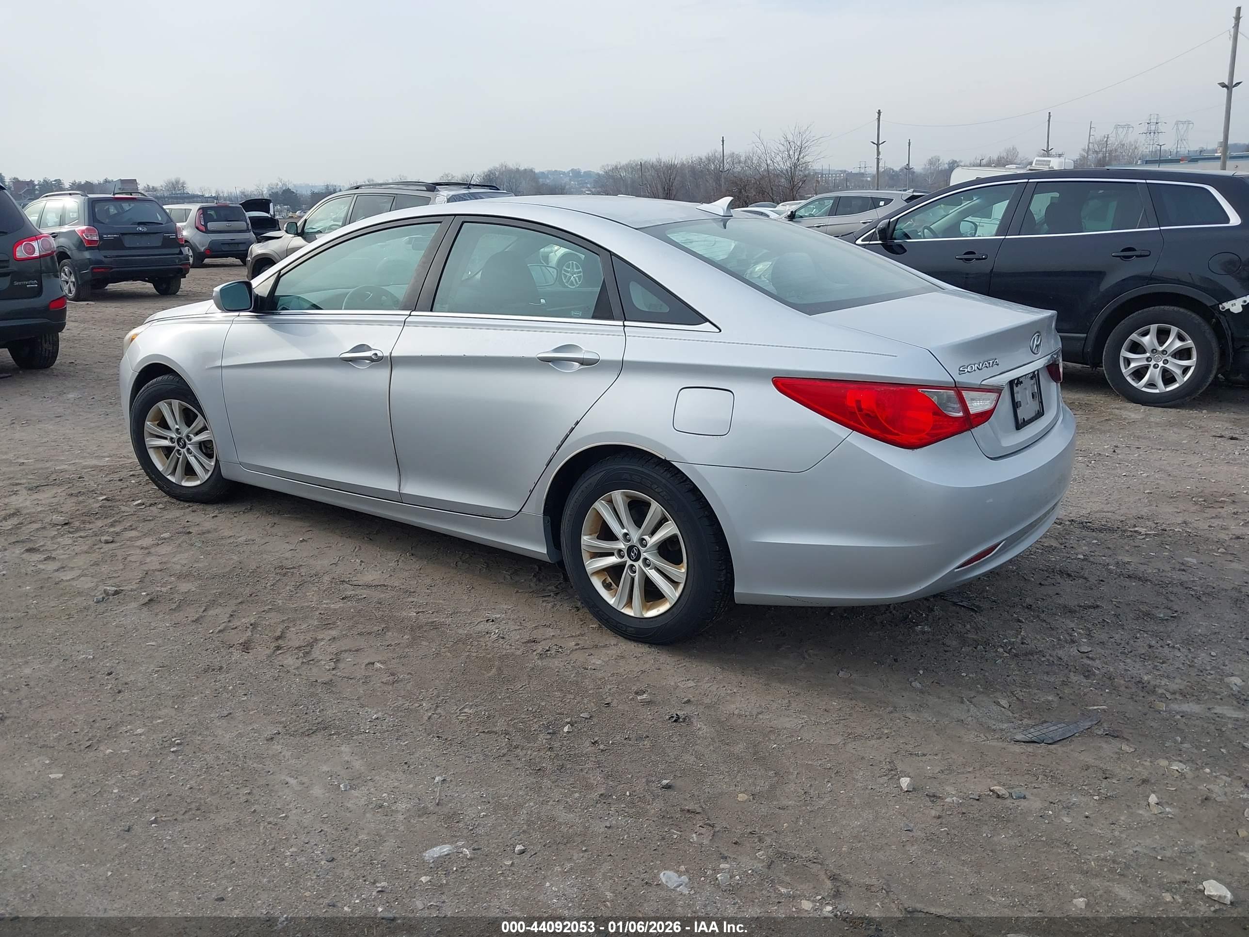 HYUNDAI SONATA image 3