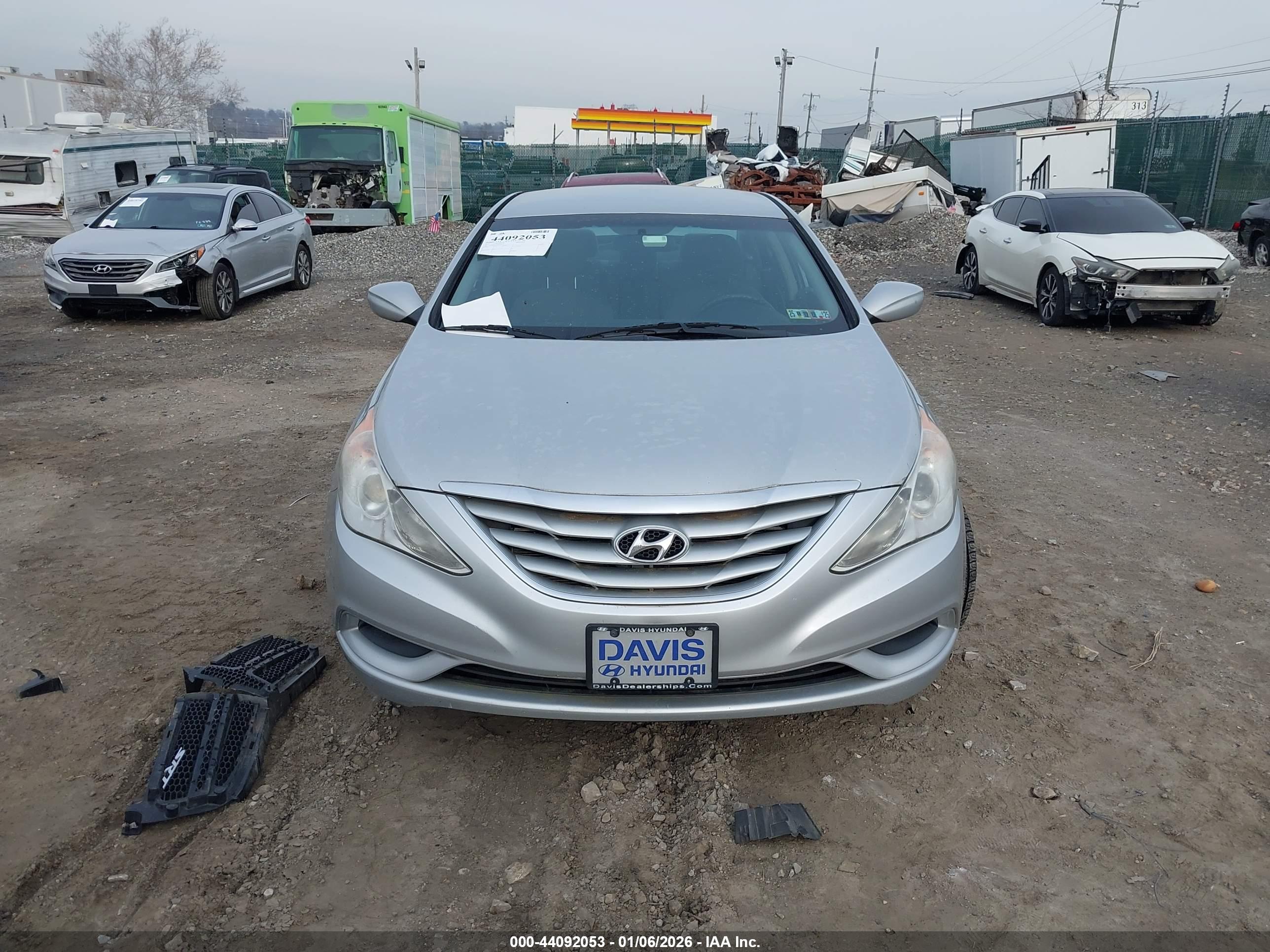 HYUNDAI SONATA image 6