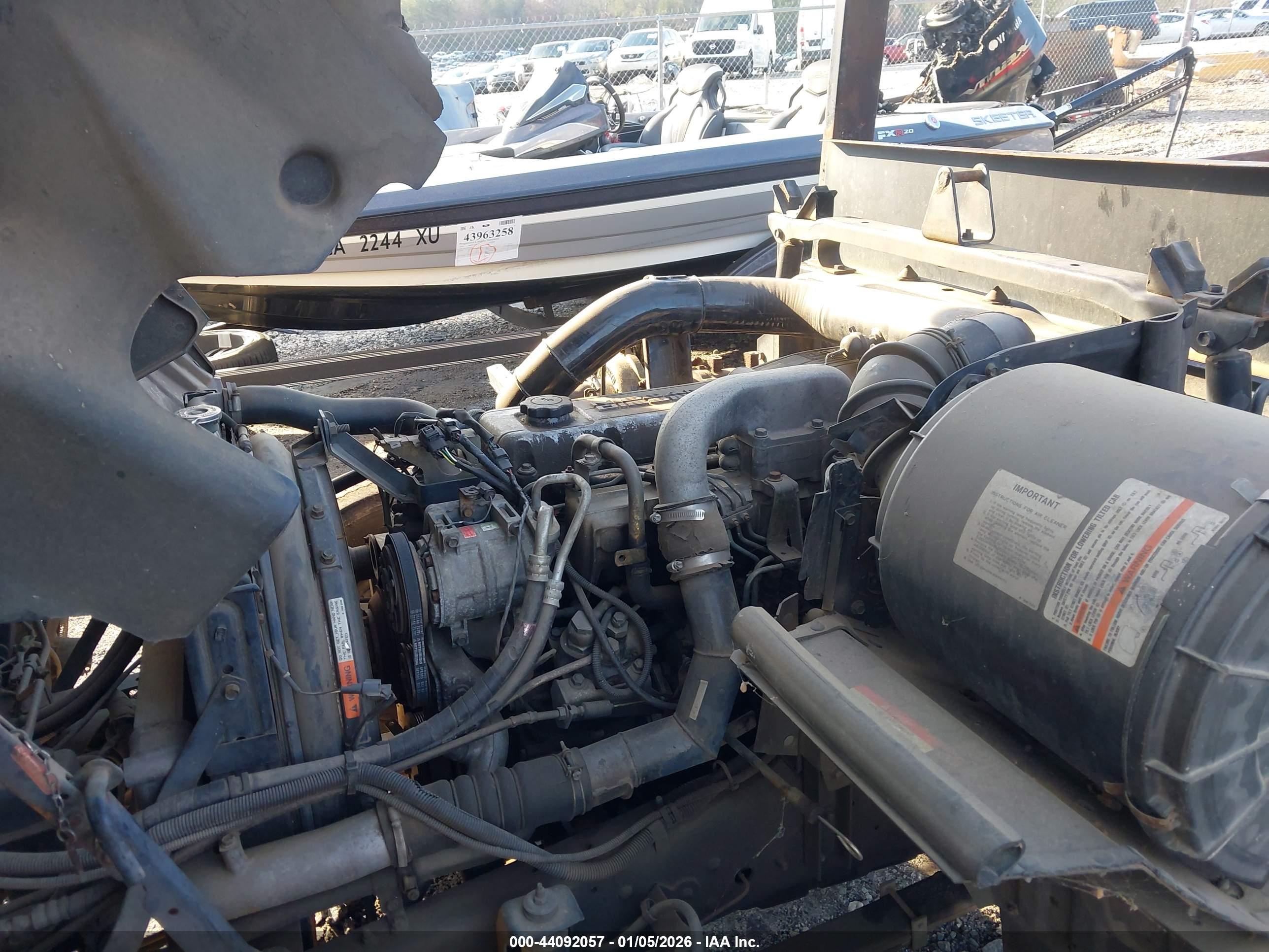 NISSAN DIESEL image 10