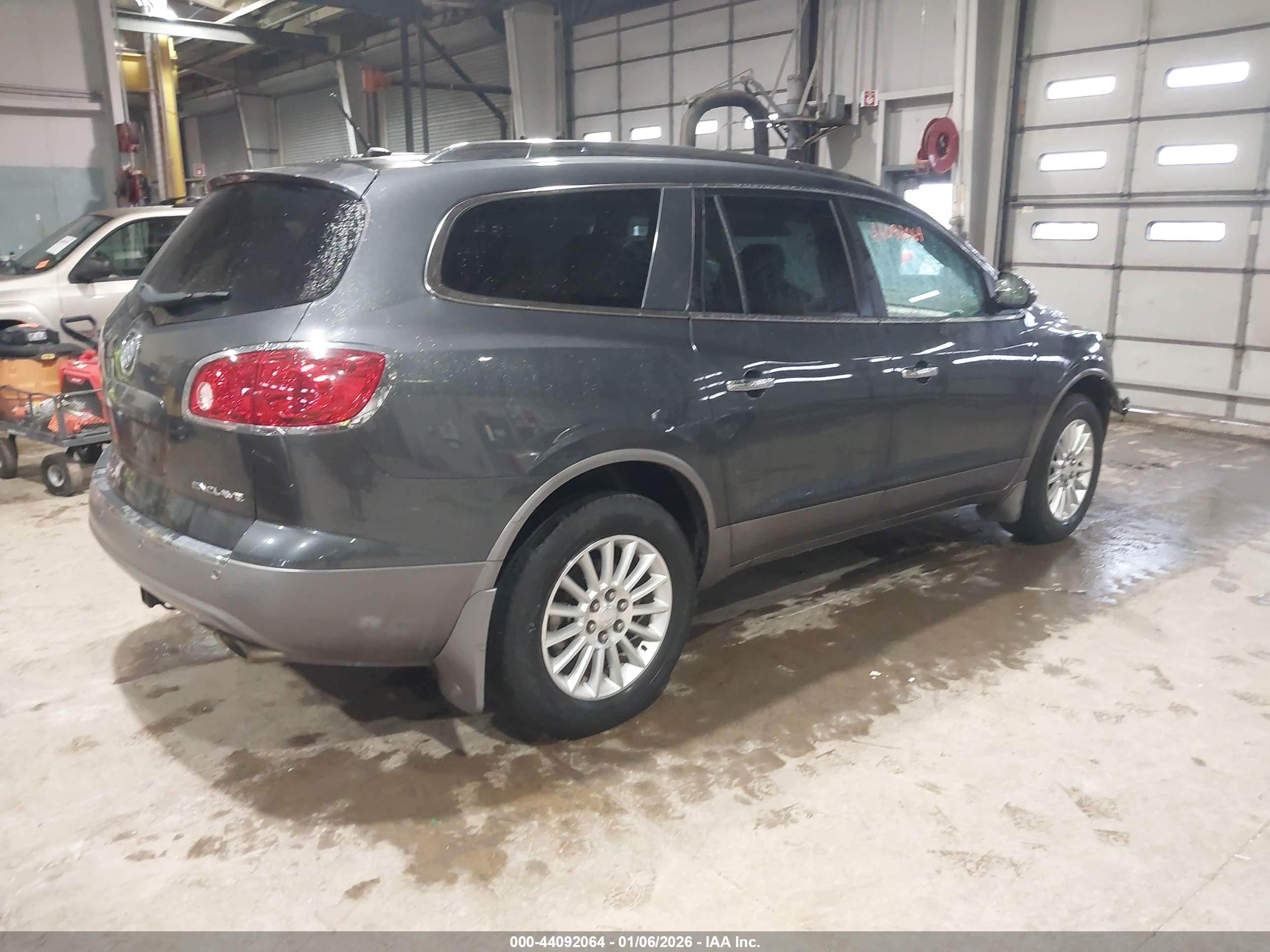 BUICK ENCLAVE image 4