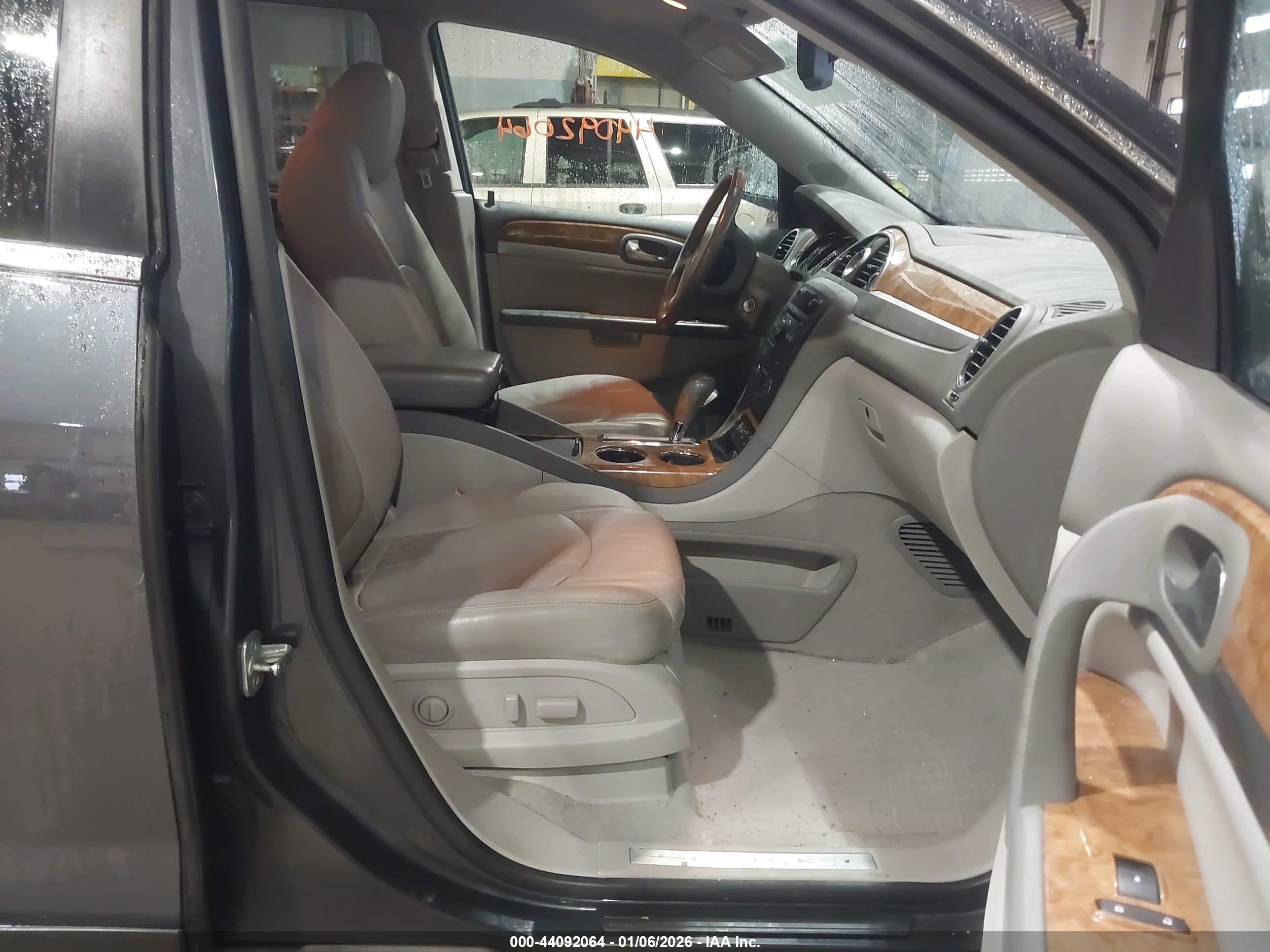 BUICK ENCLAVE image 5