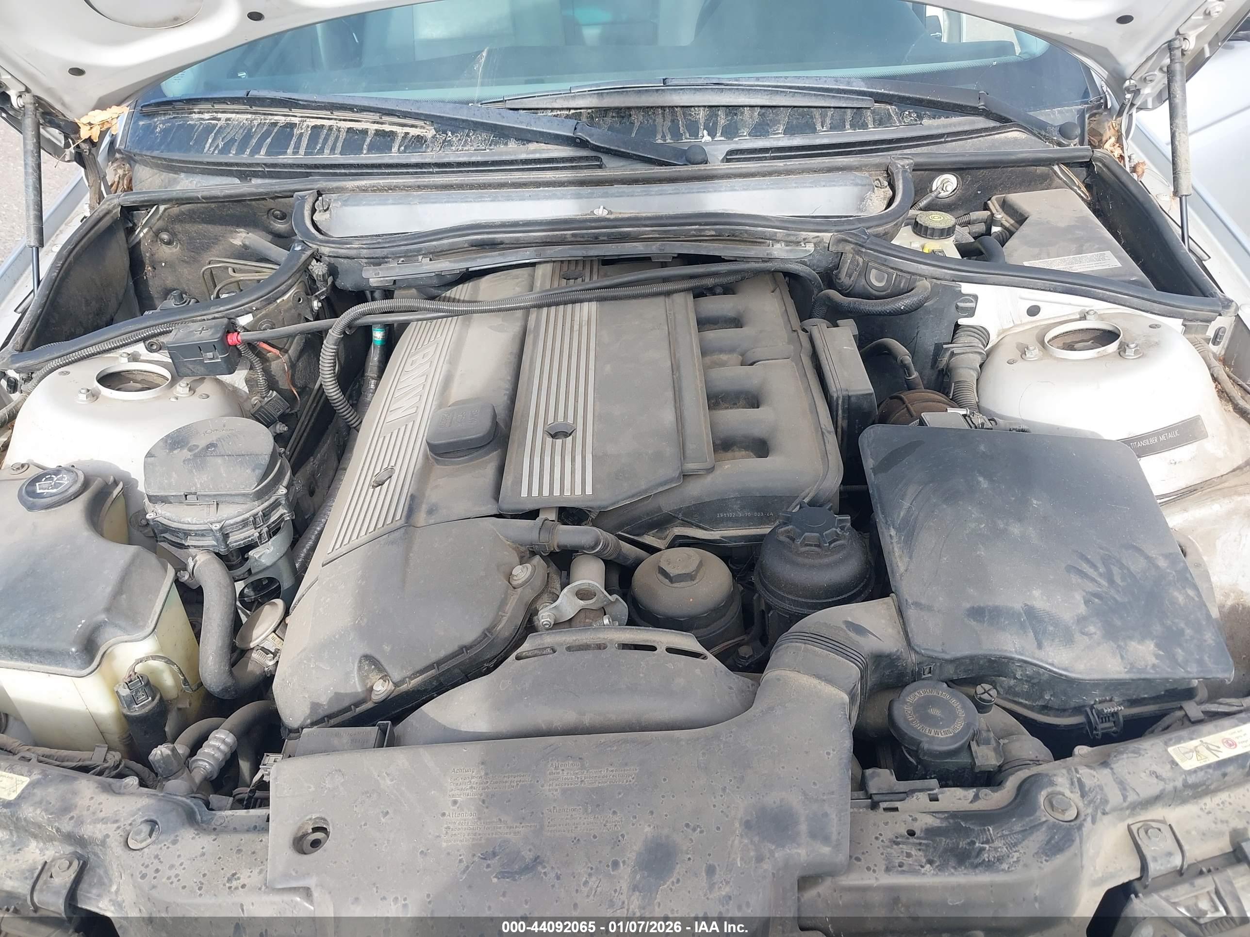 BMW 325XIT image 10