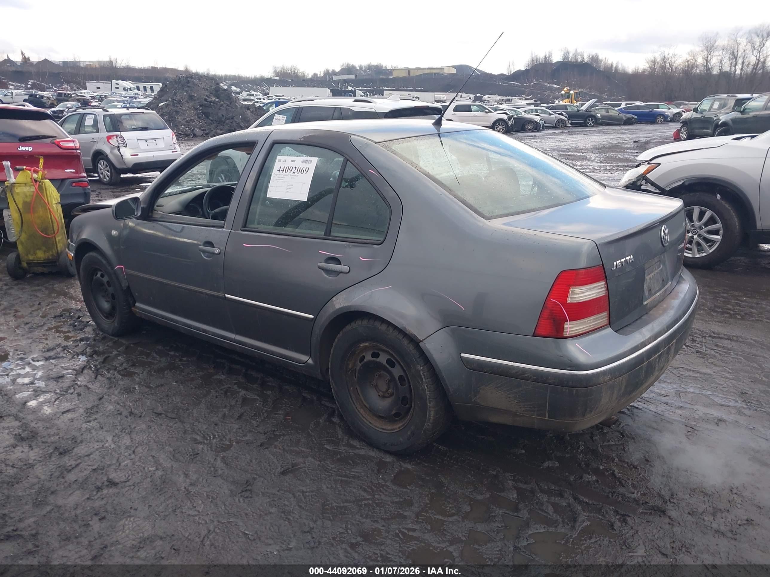 VOLKSWAGEN JETTA image 3