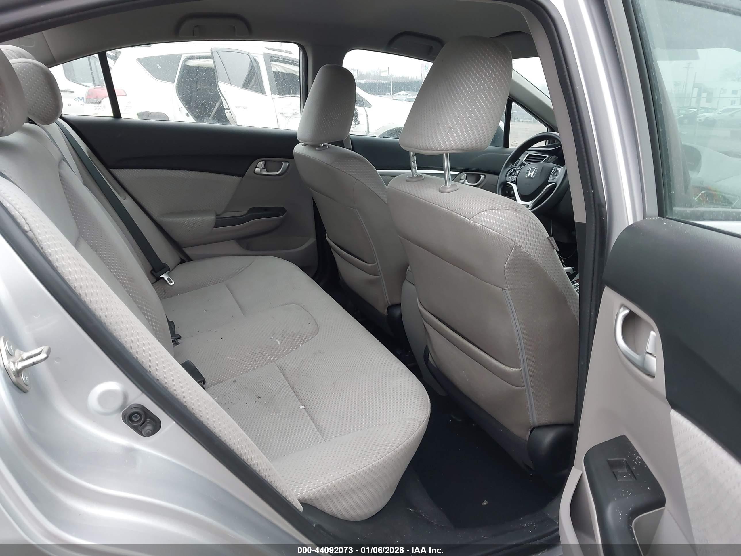 HONDA CIVIC image 8
