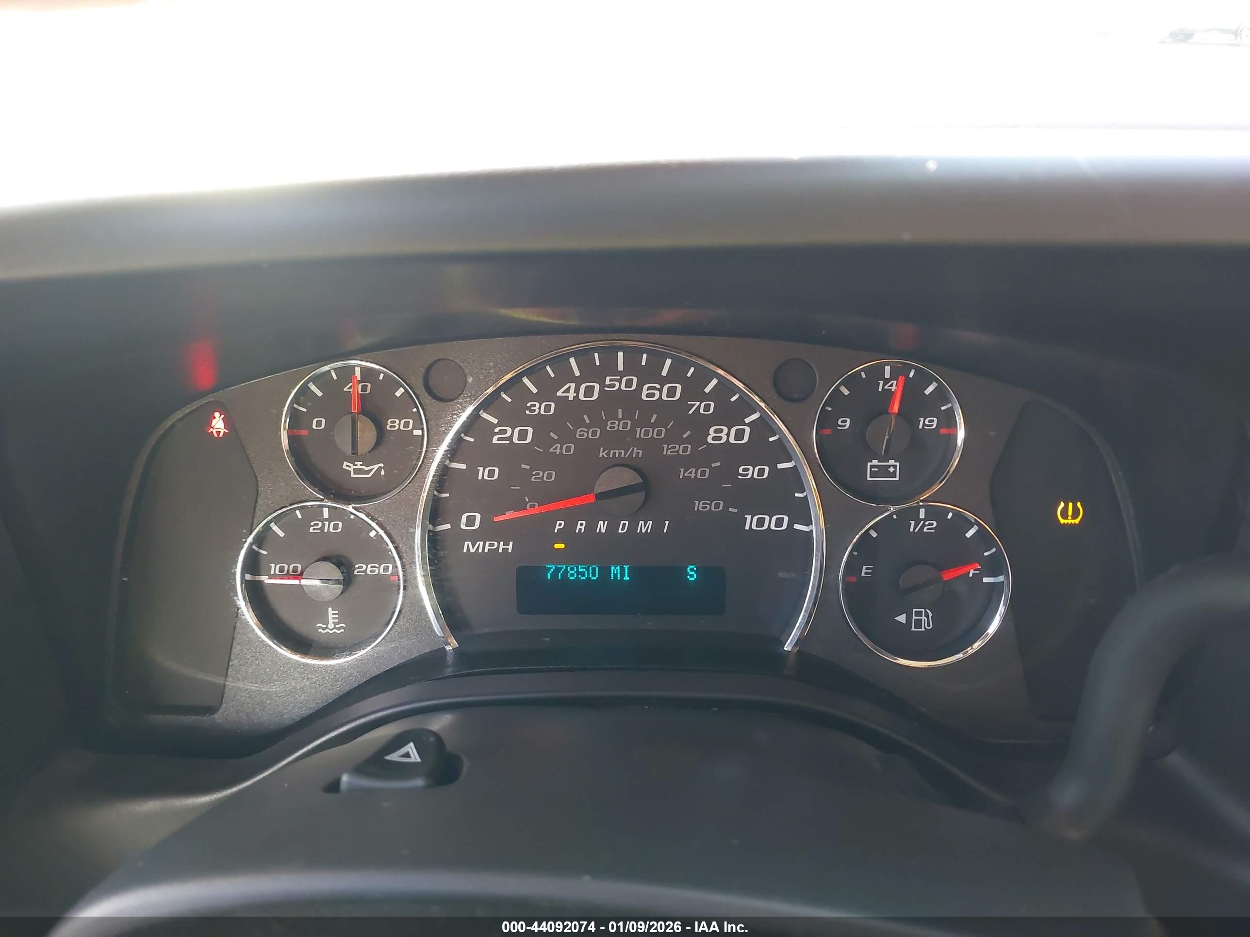 CHEVROLET EXPRESS image 7