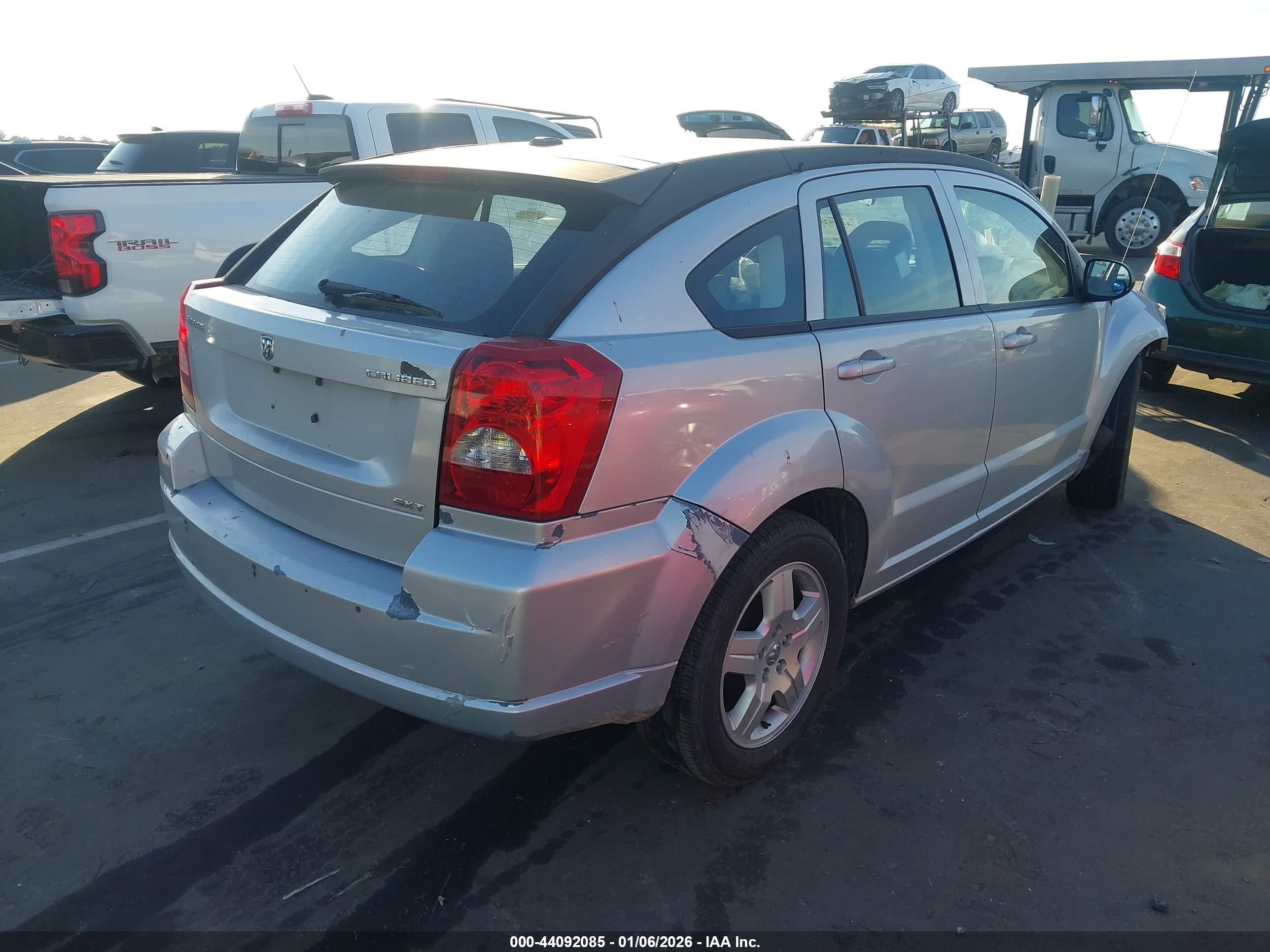 DODGE CALIBER image 4