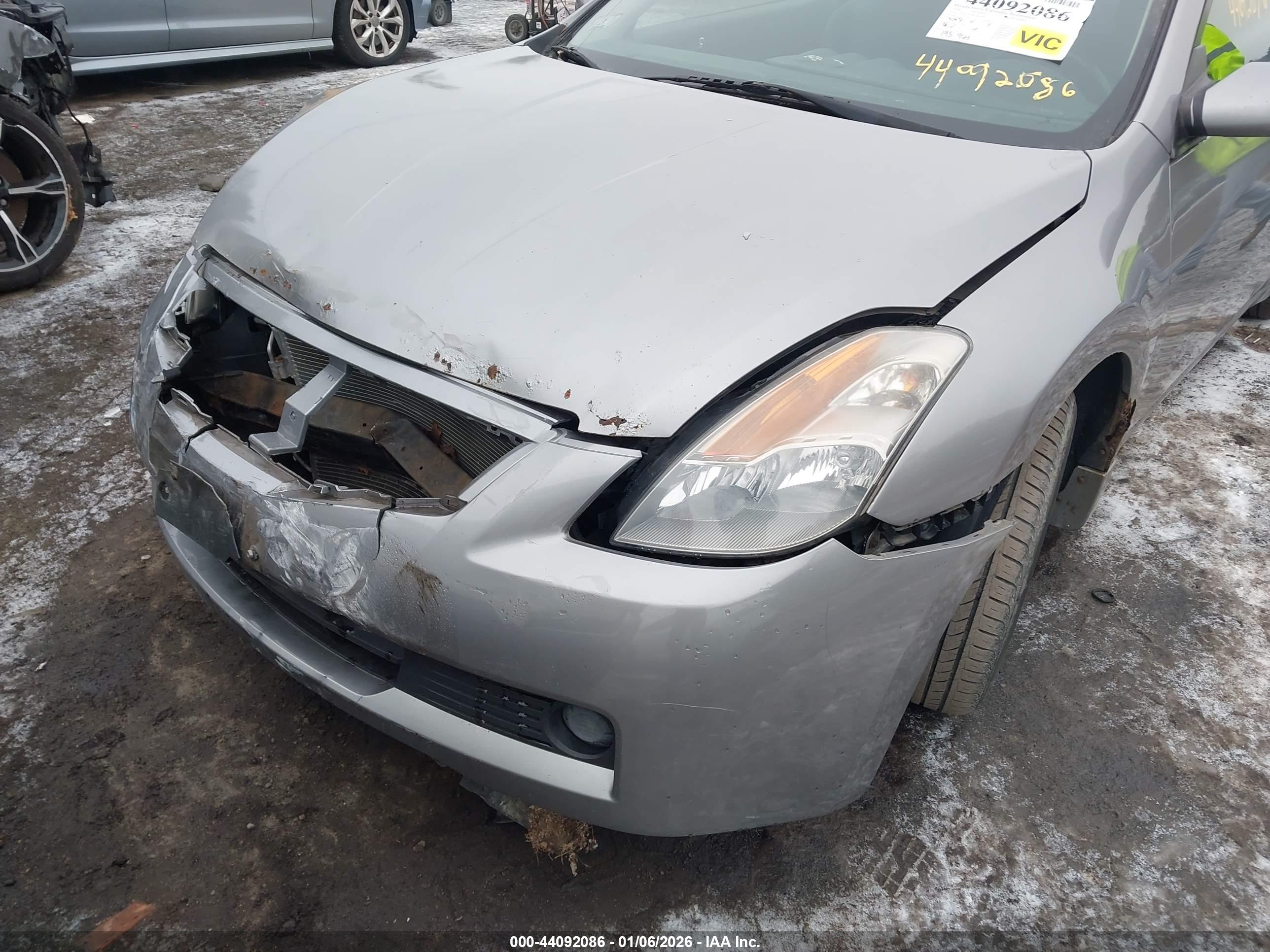 NISSAN ALTIMA image 6