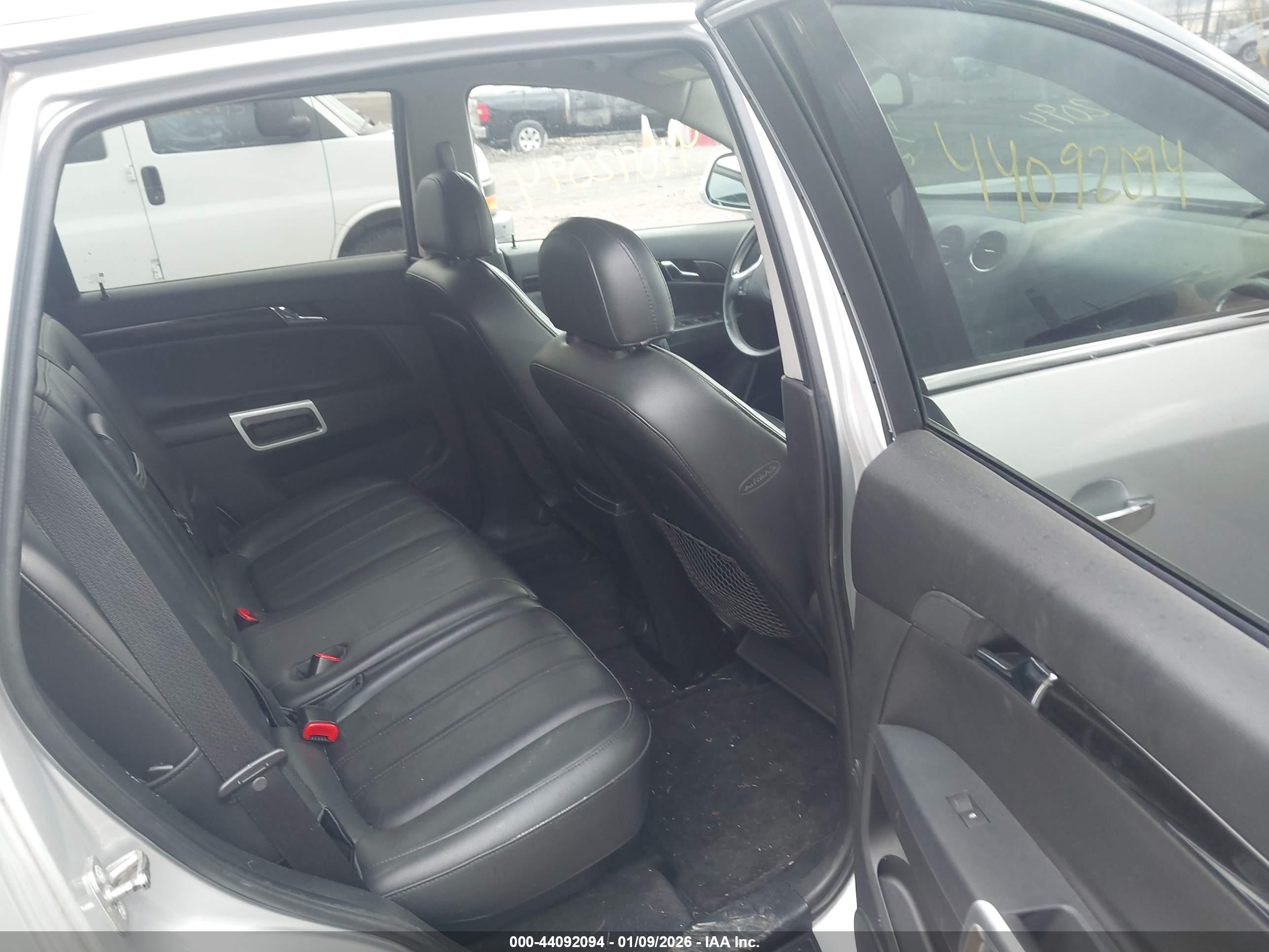 CHEVROLET CAPTIVA image 8