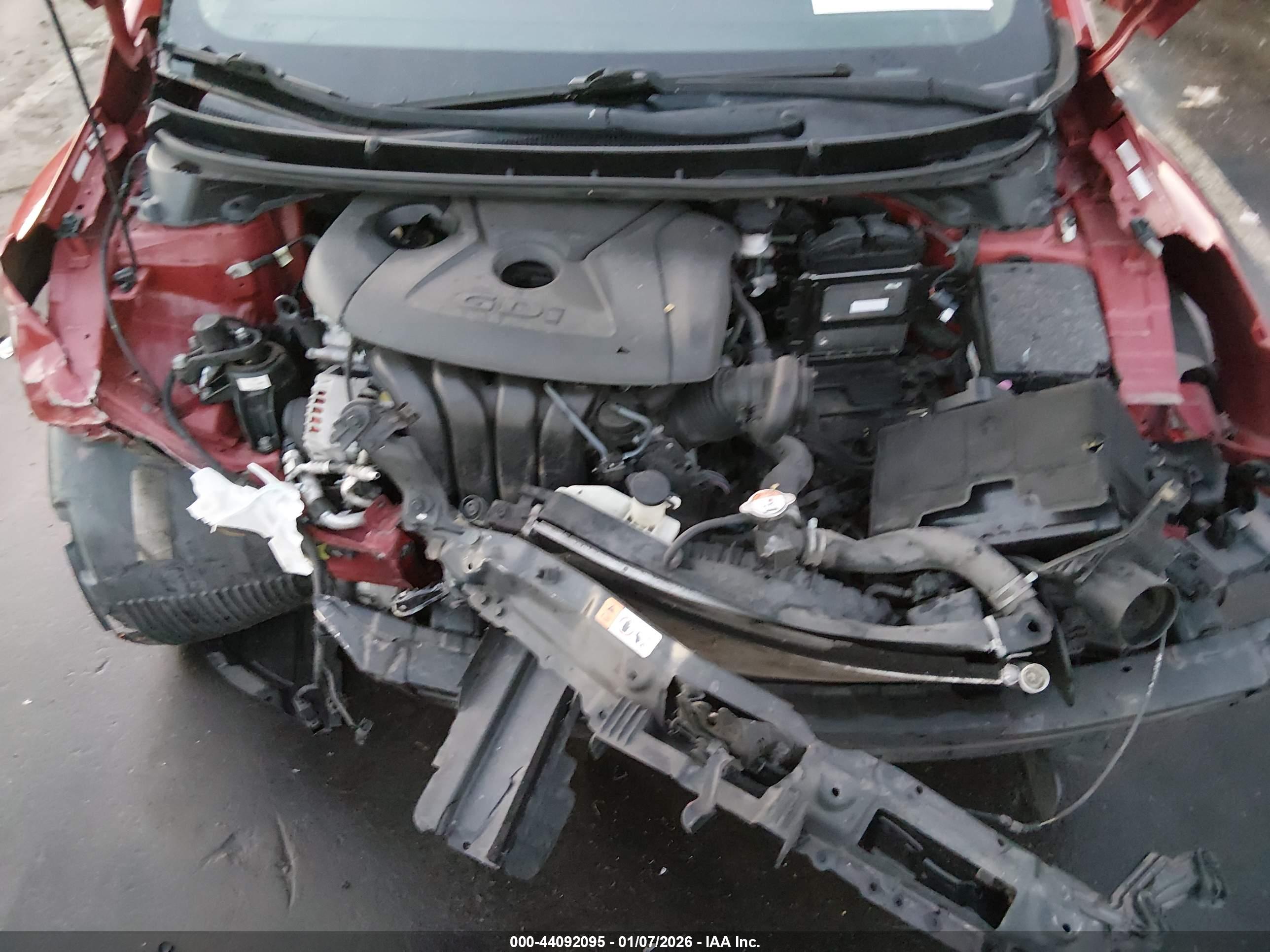 HYUNDAI ELANTRA image 10