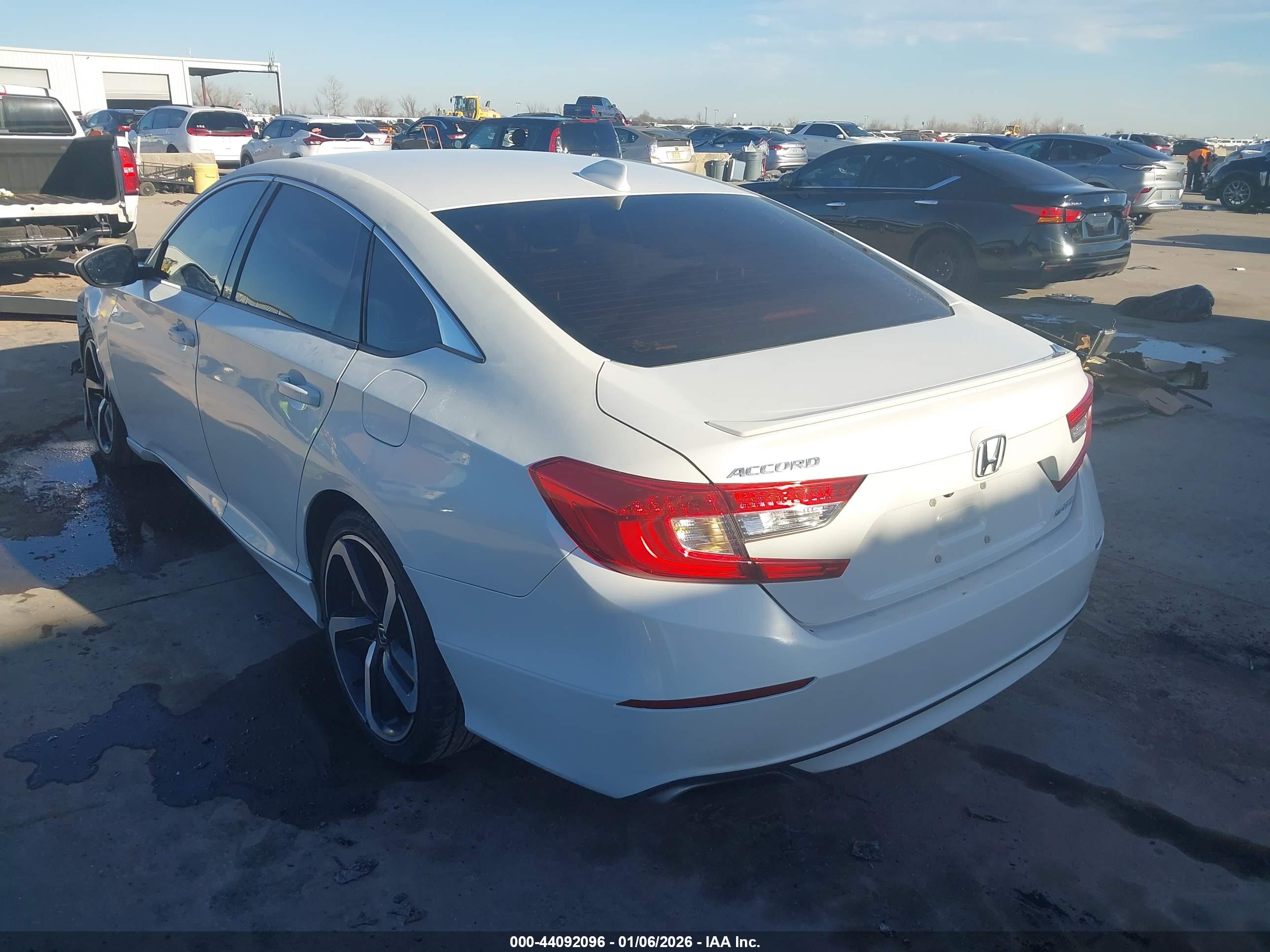 HONDA ACCORD image 3
