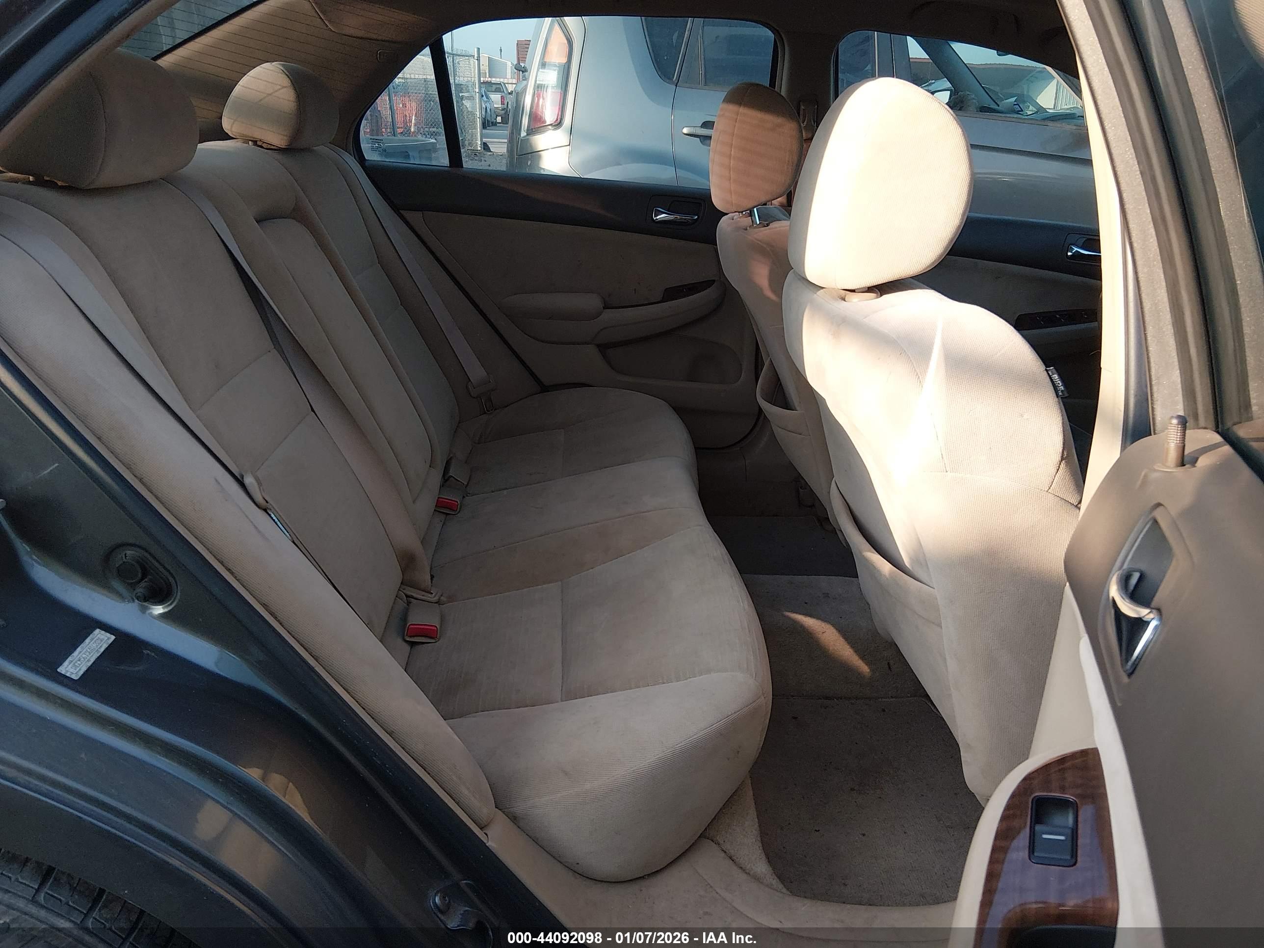 HONDA ACCORD image 8