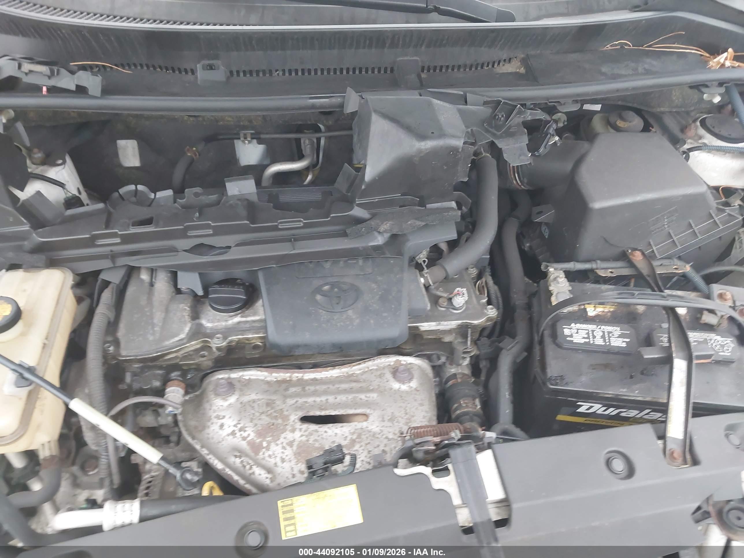 TOYOTA RAV4 image 10