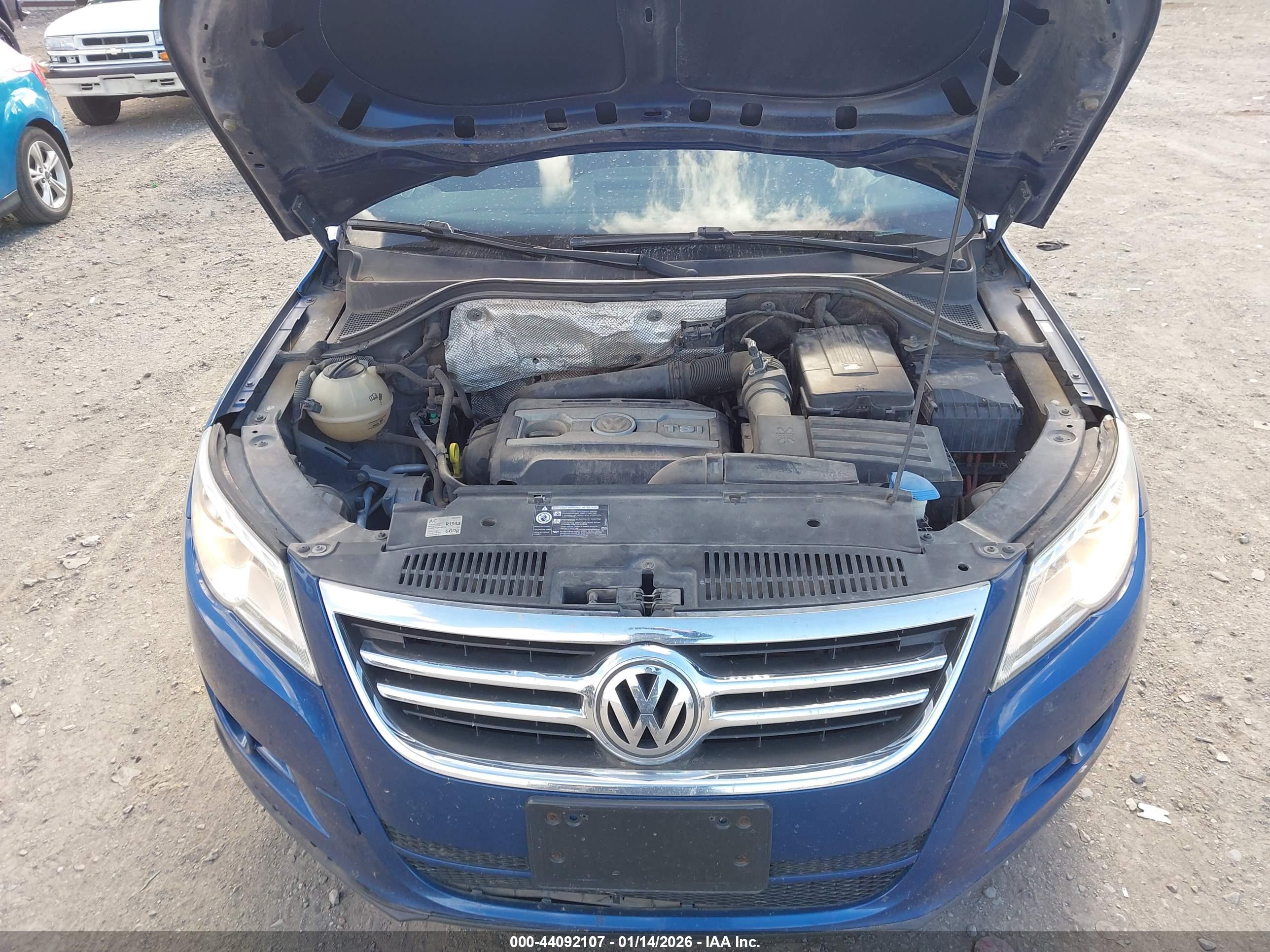 VOLKSWAGEN TIGUAN image 10