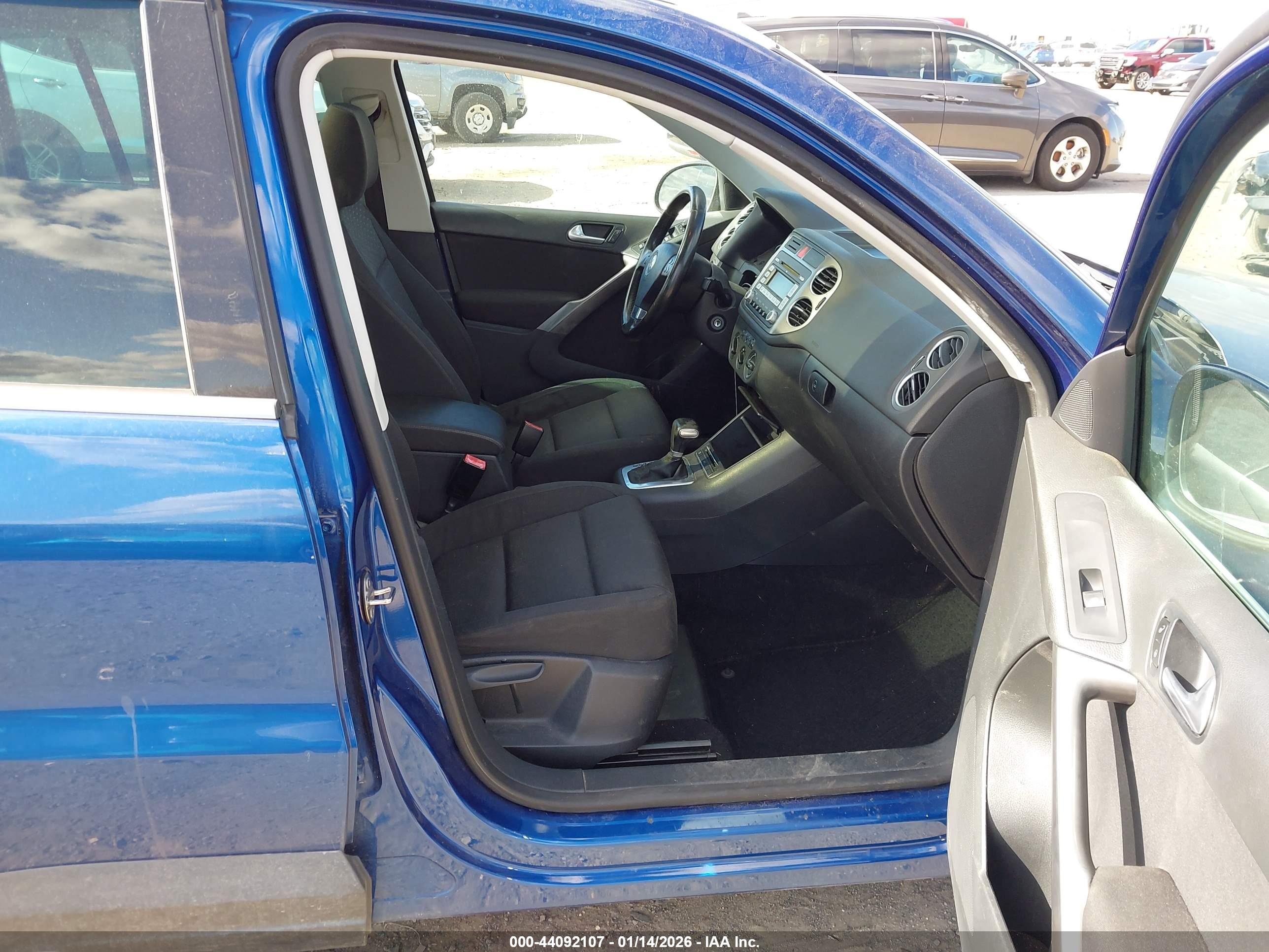 VOLKSWAGEN TIGUAN image 5