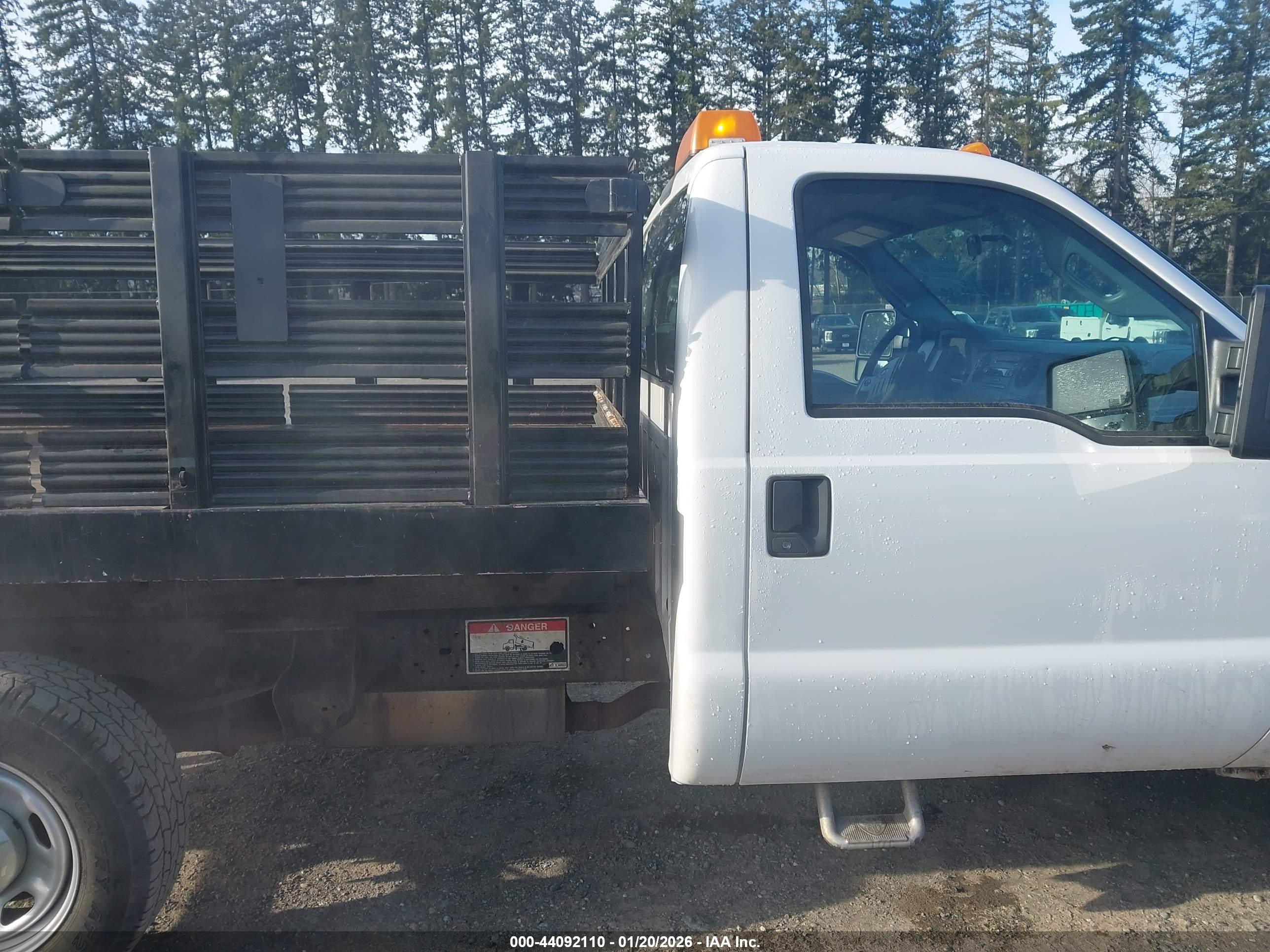 FORD F-350 image 8