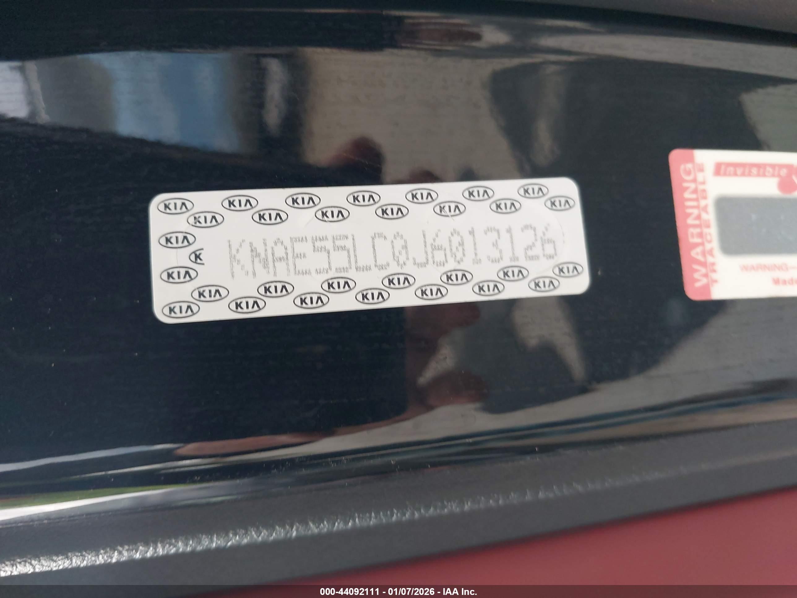 KIA STINGER image 9