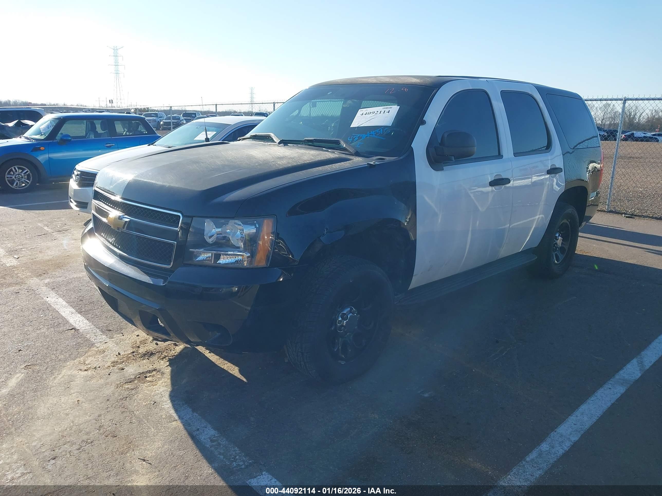 CHEVROLET TAHOE image 2