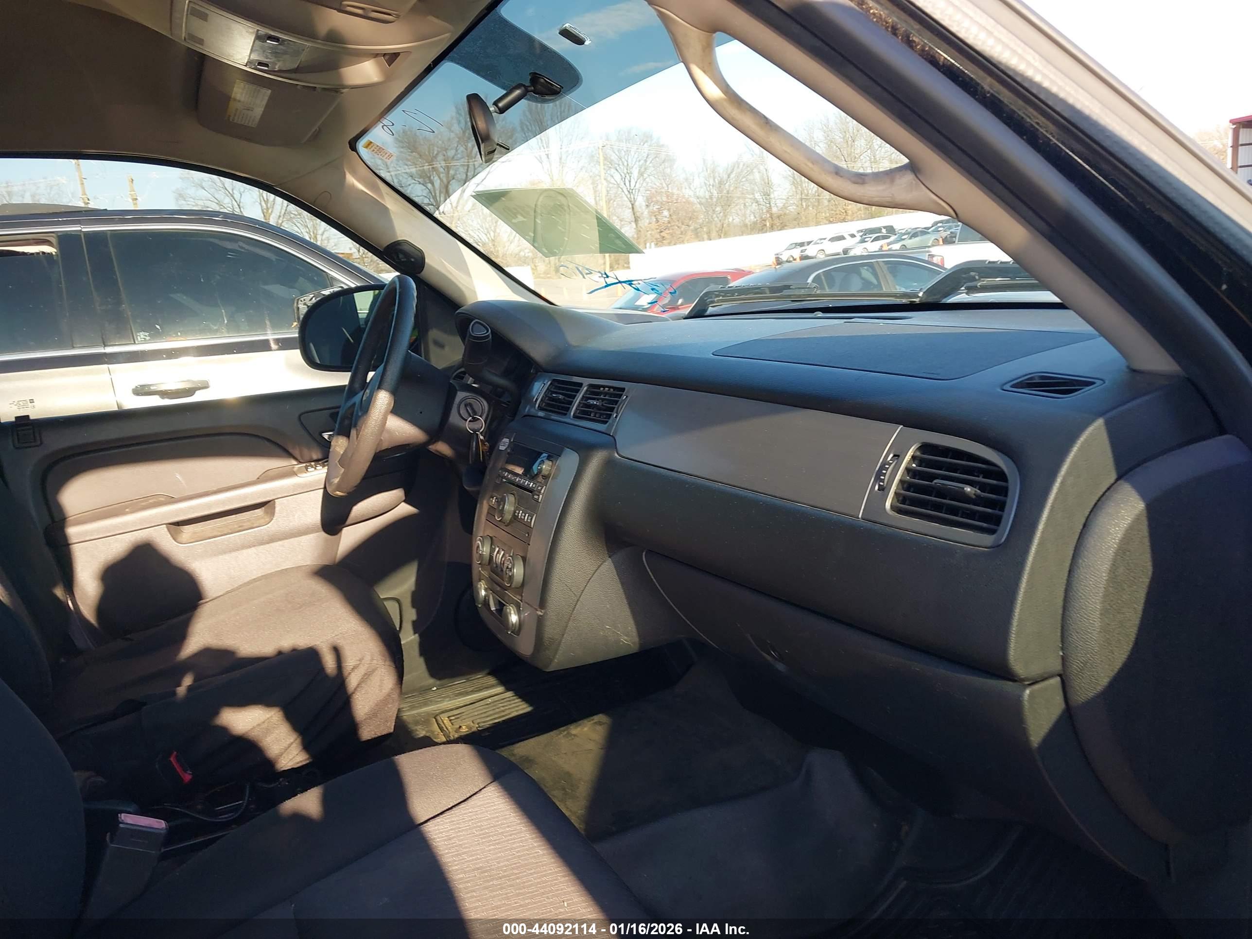 CHEVROLET TAHOE image 5
