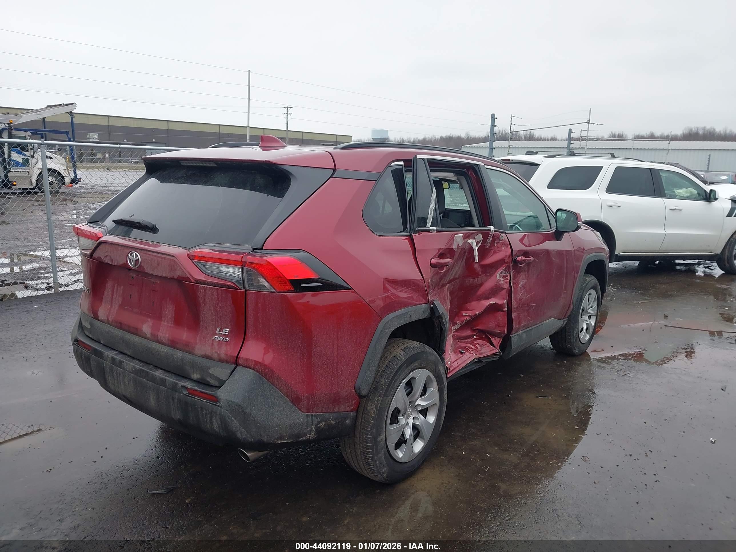 TOYOTA RAV4 image 4