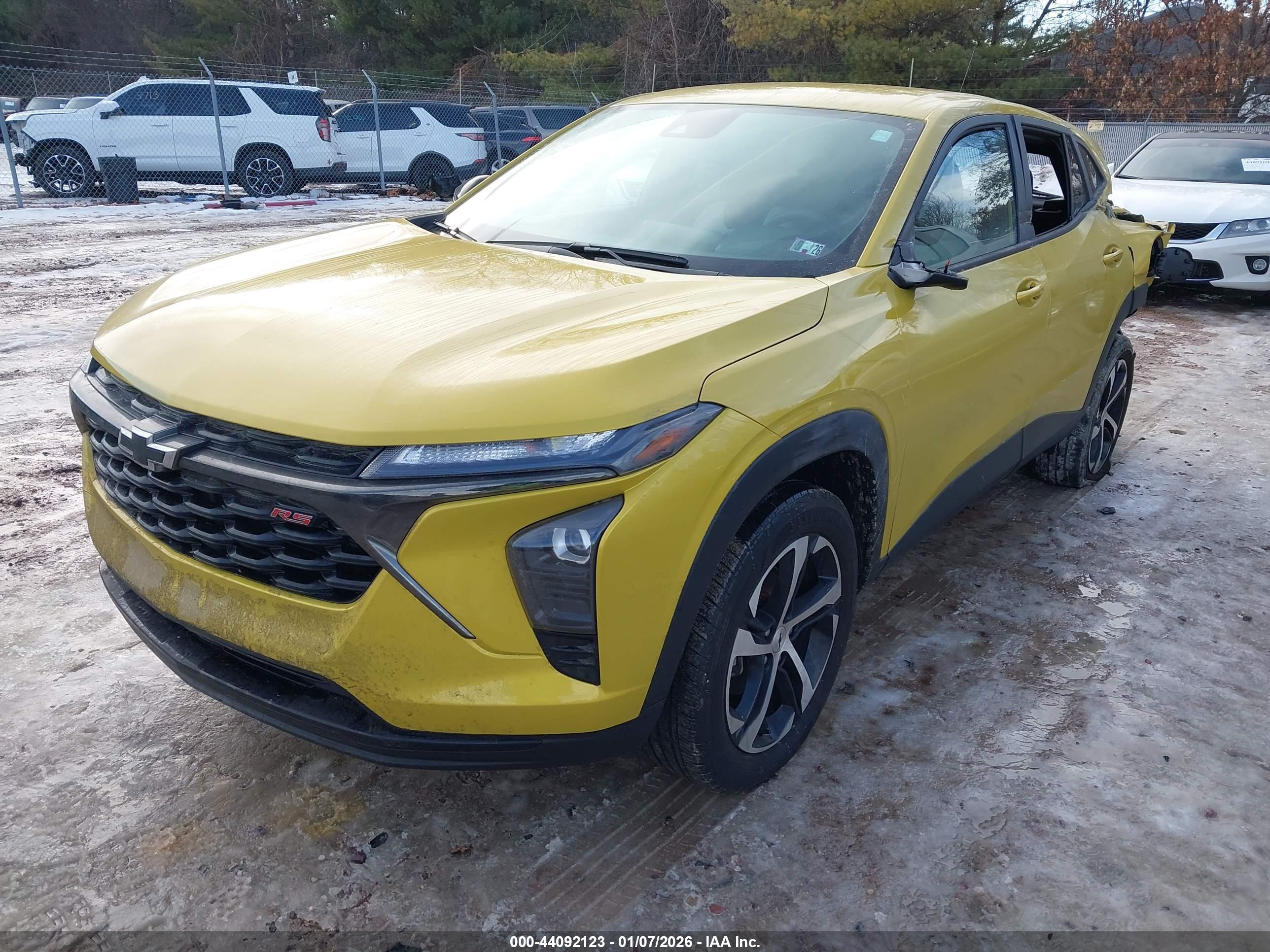CHEVROLET TRAX image 2