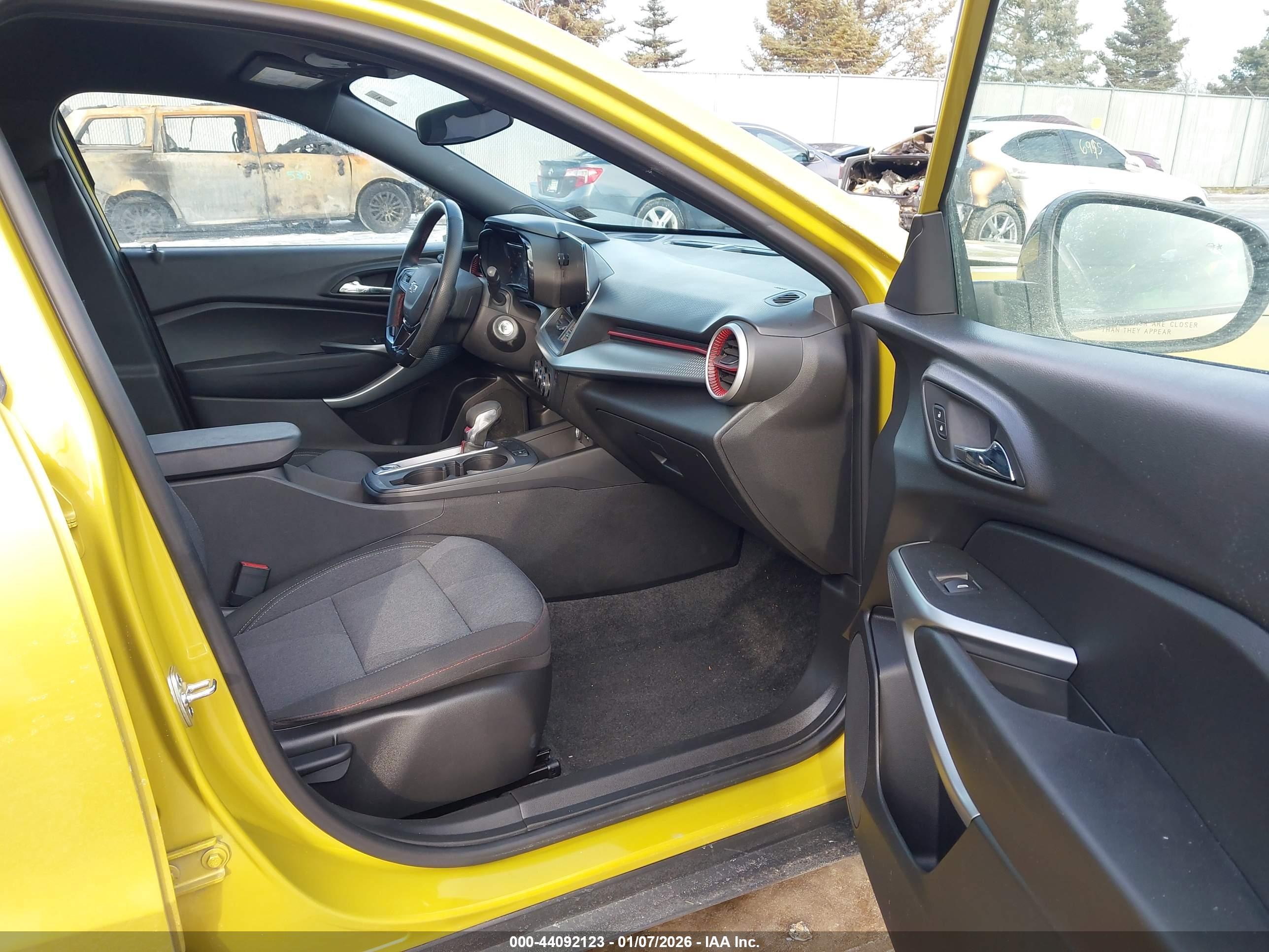 CHEVROLET TRAX image 5