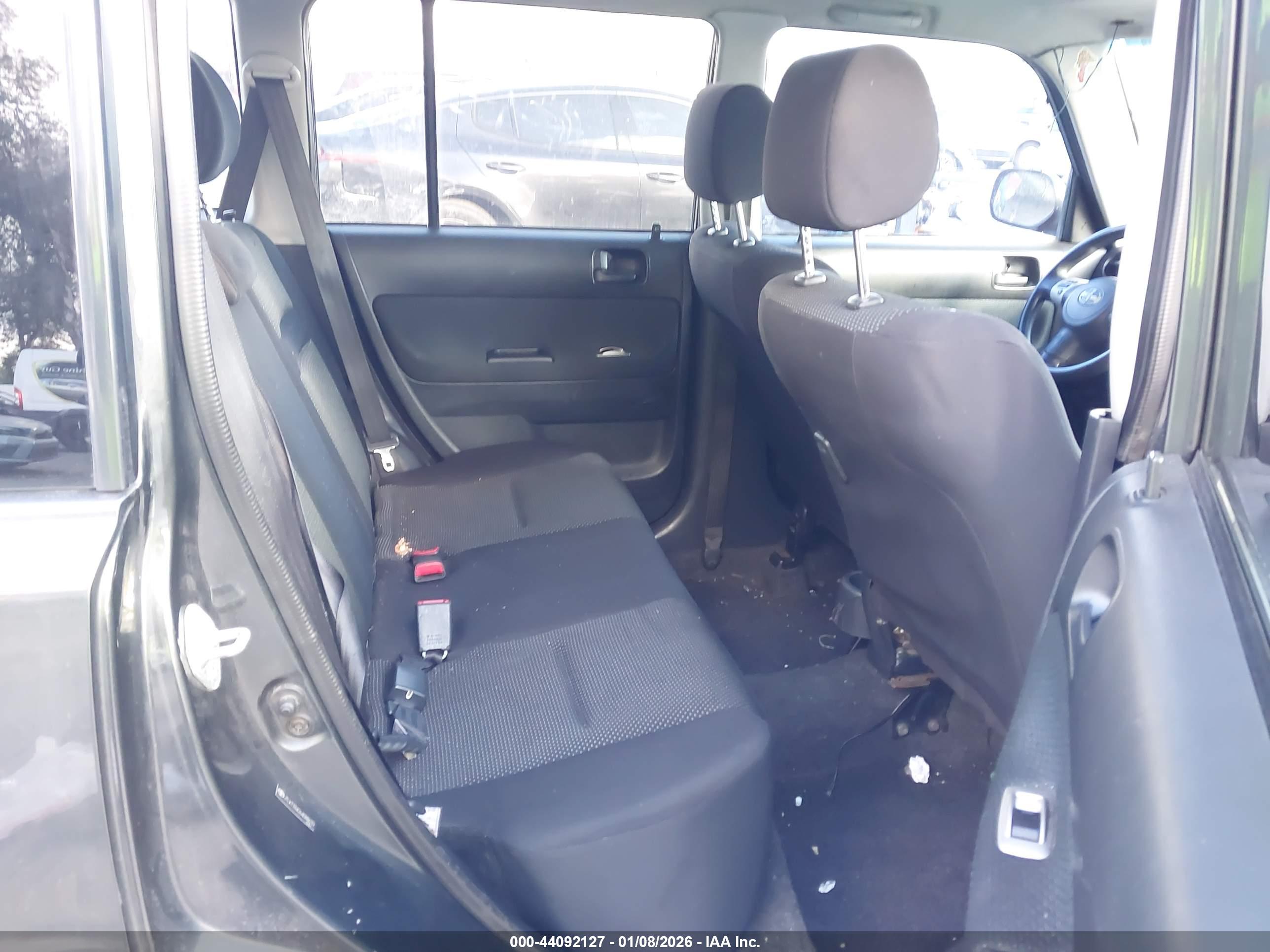 SCION XB image 8