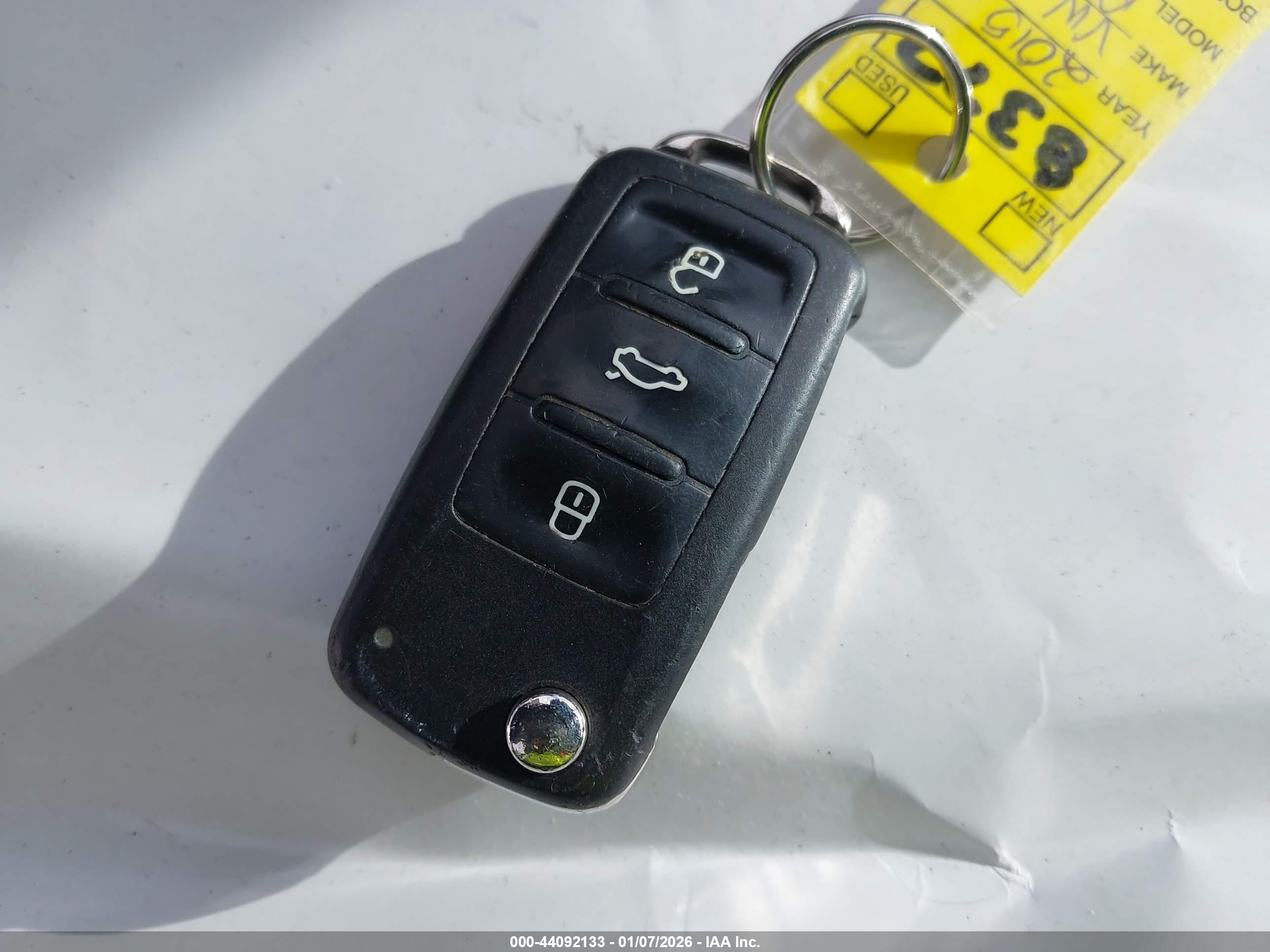 VOLKSWAGEN PASSAT image 11