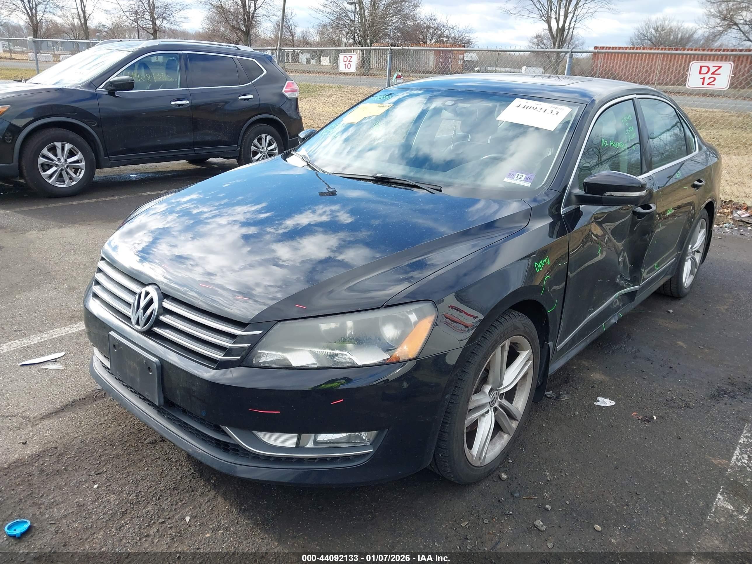 VOLKSWAGEN PASSAT image 2
