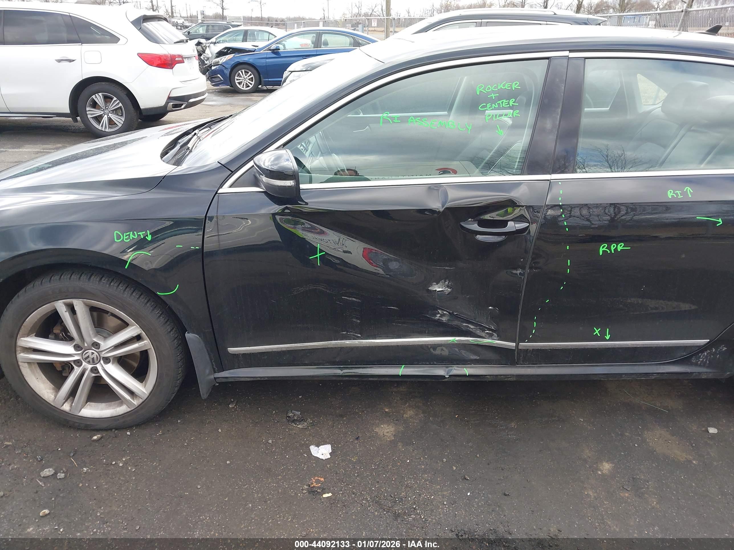 VOLKSWAGEN PASSAT image 6