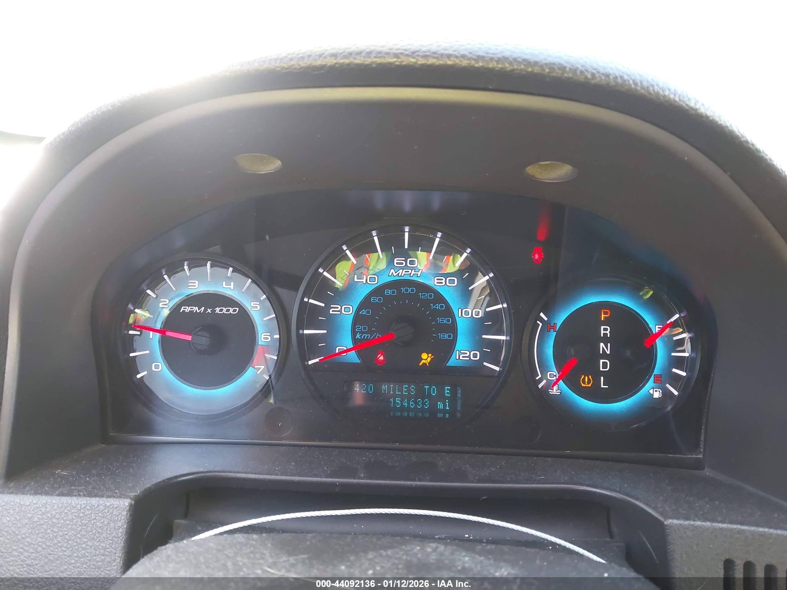 FORD FUSION image 7