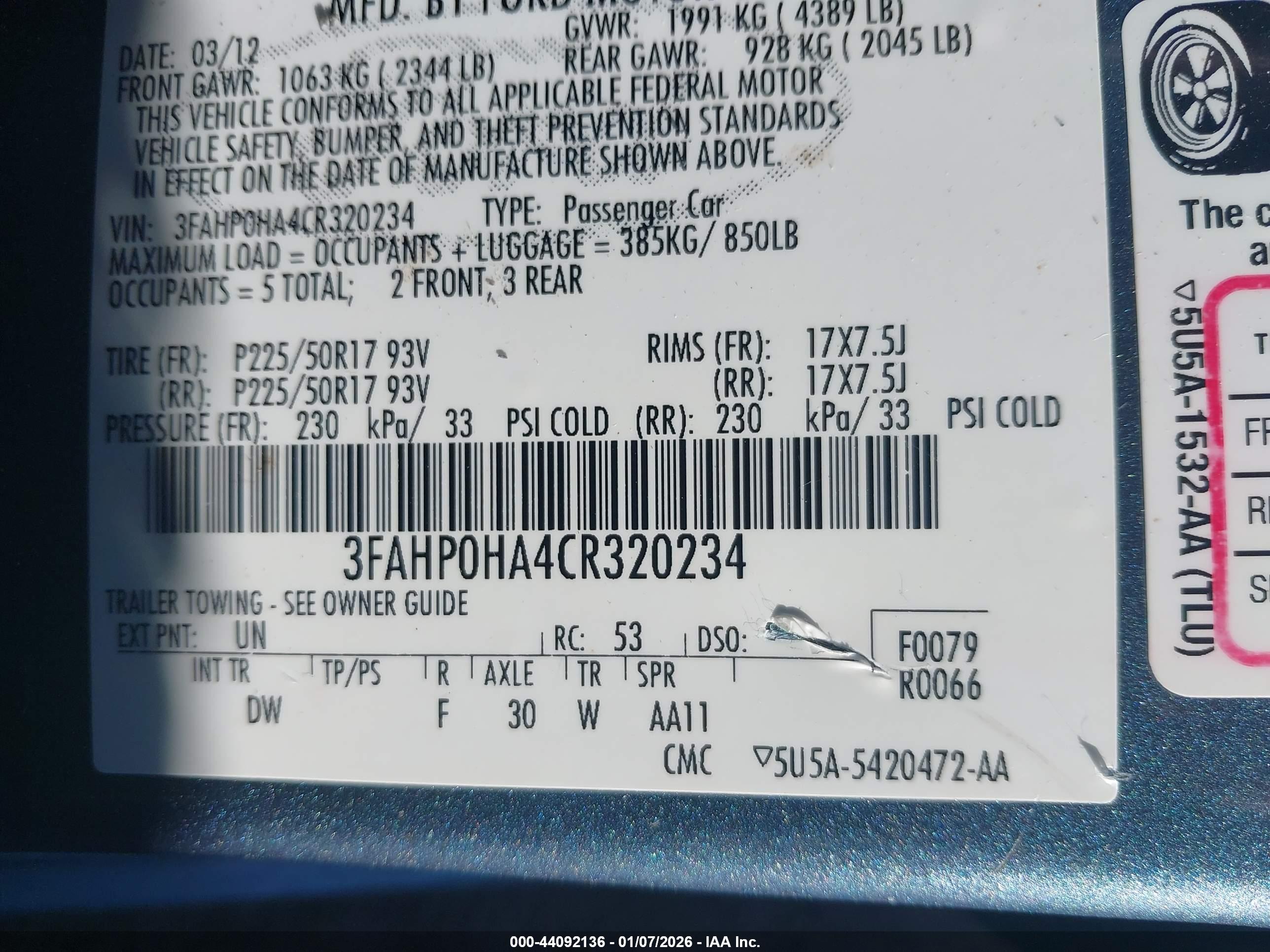 FORD FUSION image 9