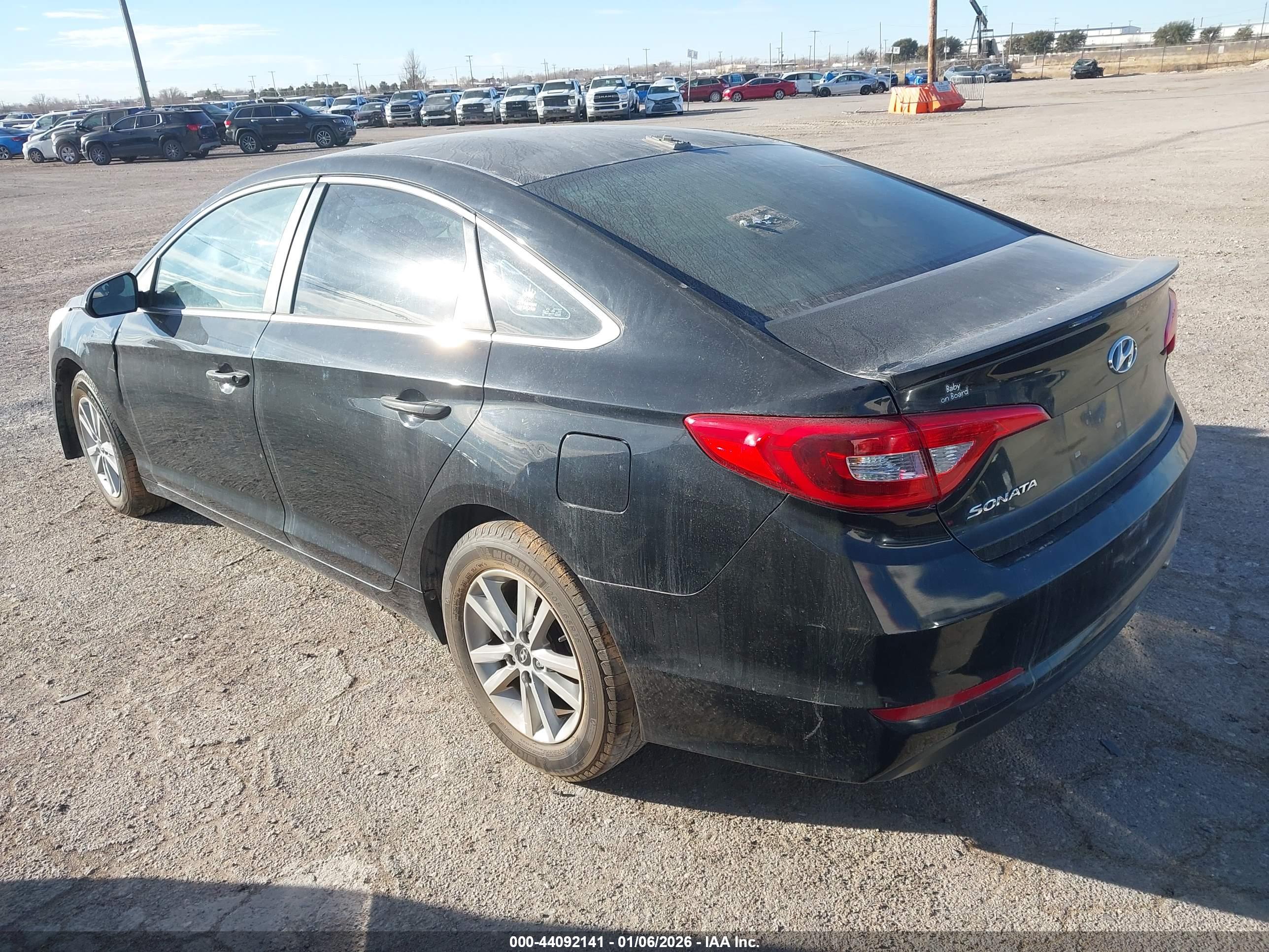 HYUNDAI SONATA image 3