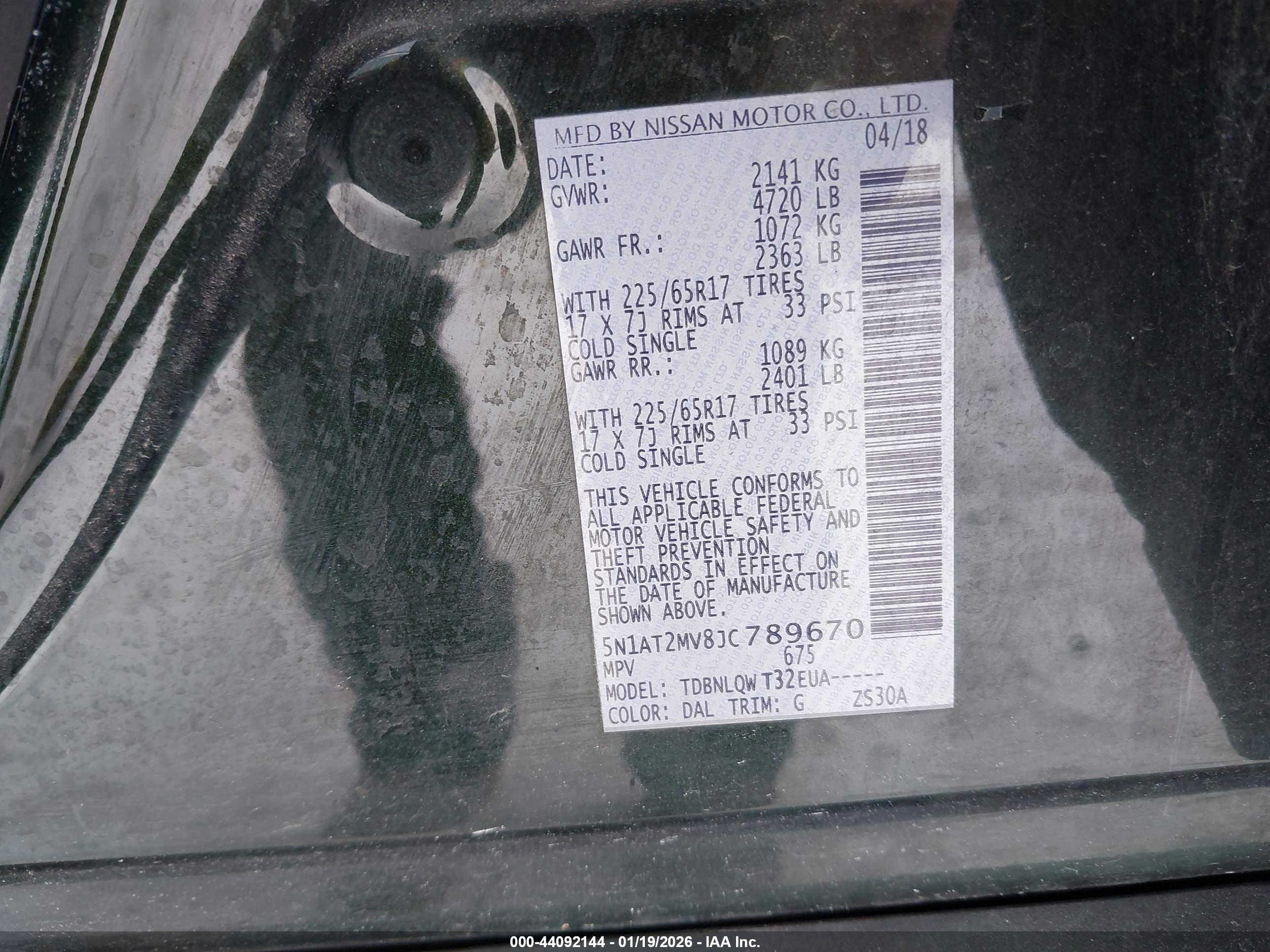 NISSAN ROGUE image 9