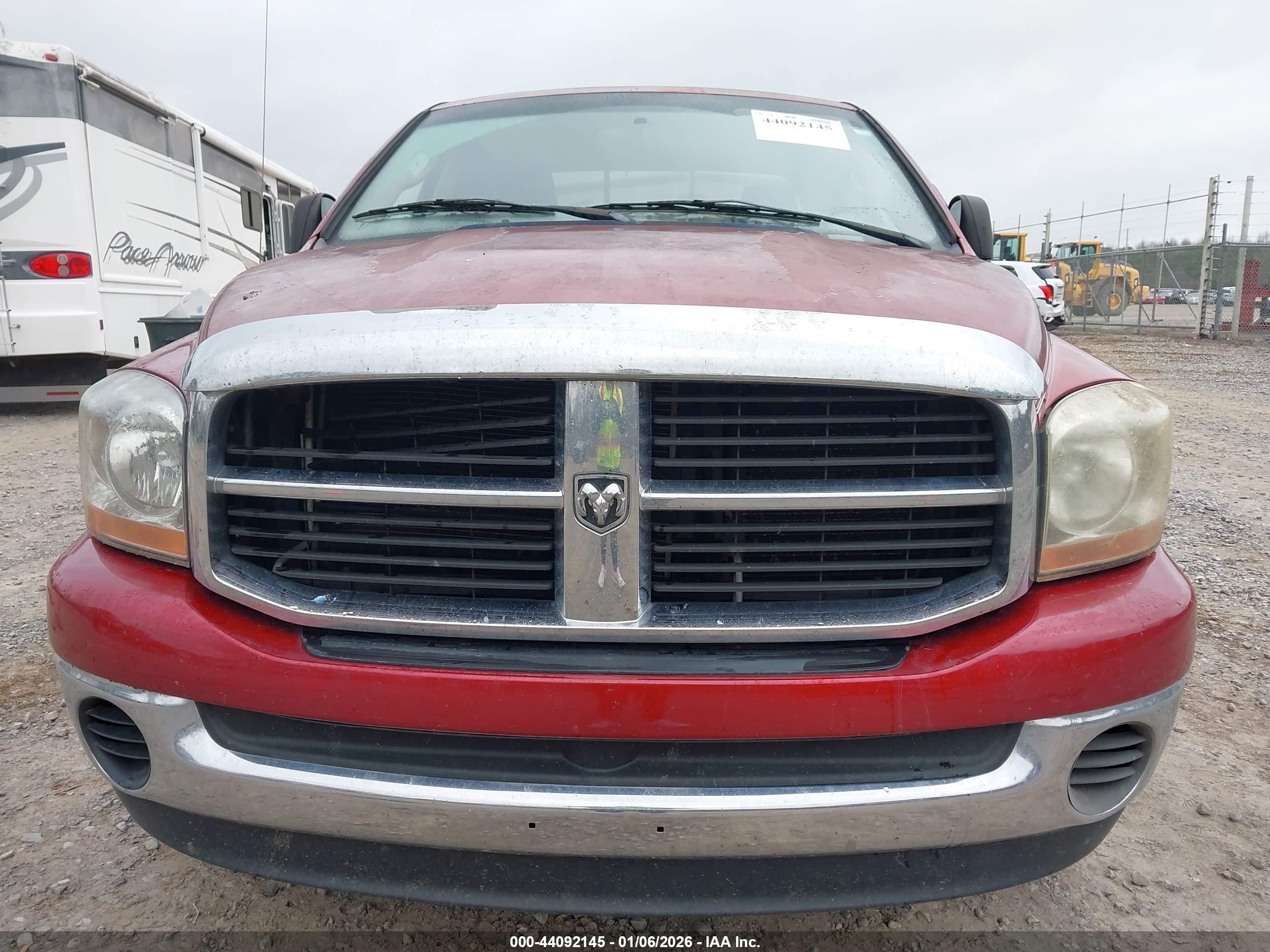 DODGE RAM image 6