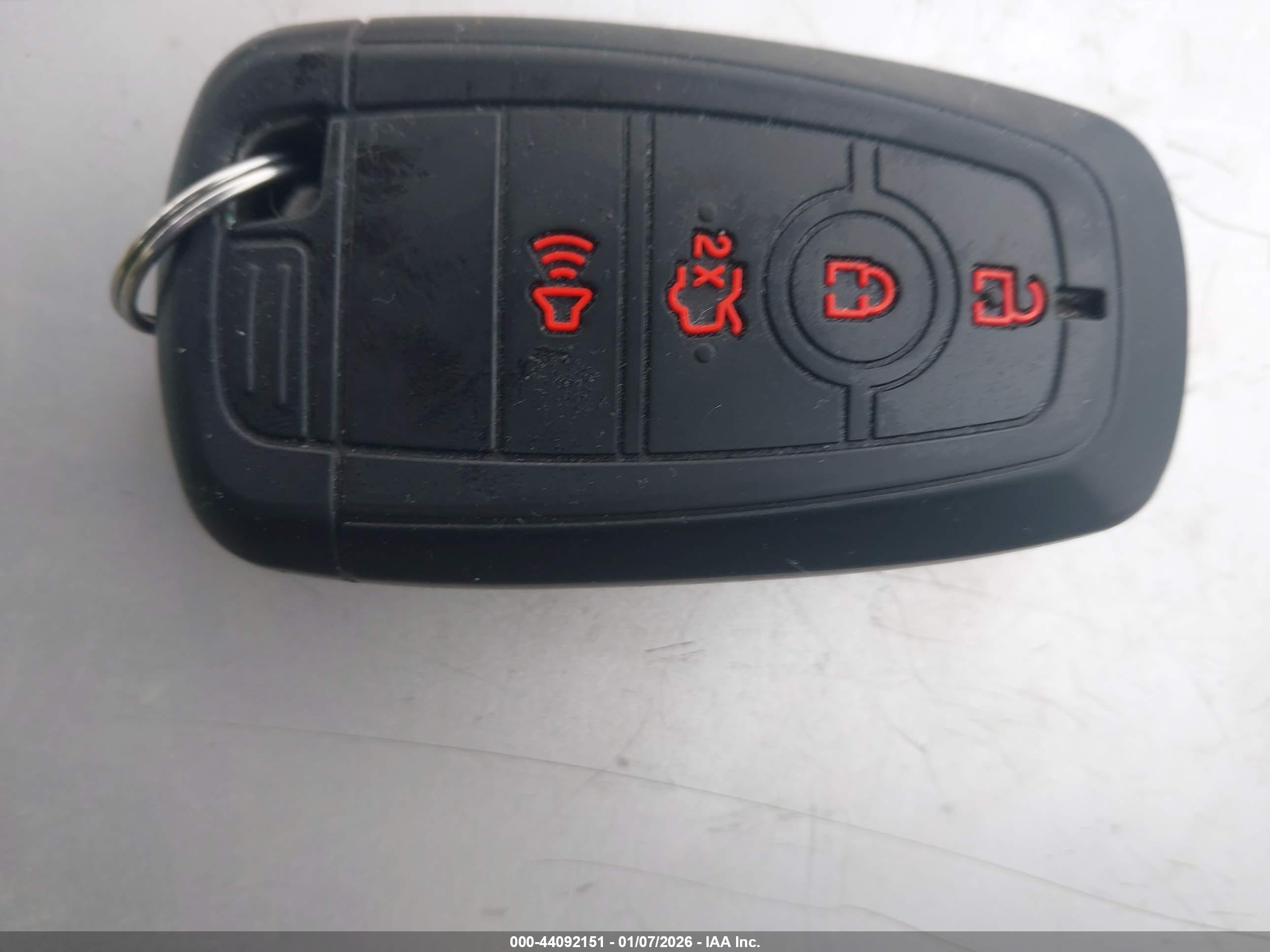 FORD FUSION image 11