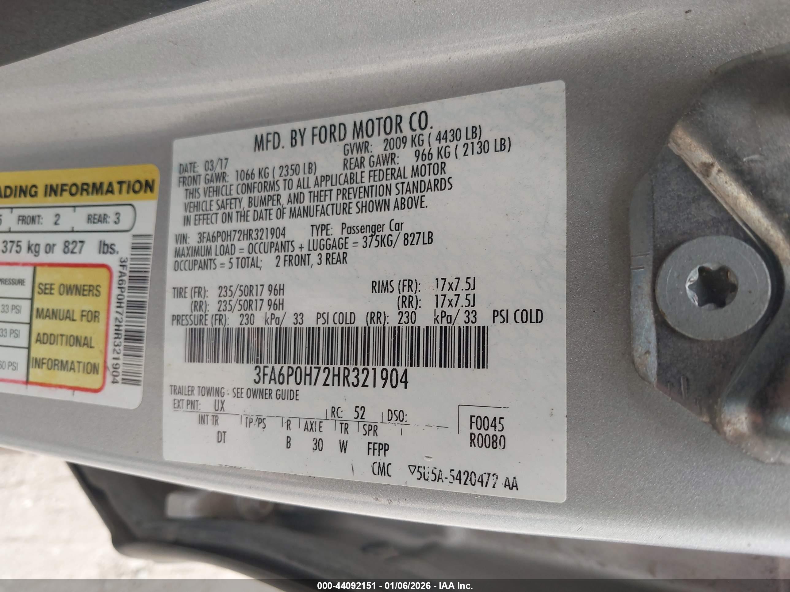 FORD FUSION image 9