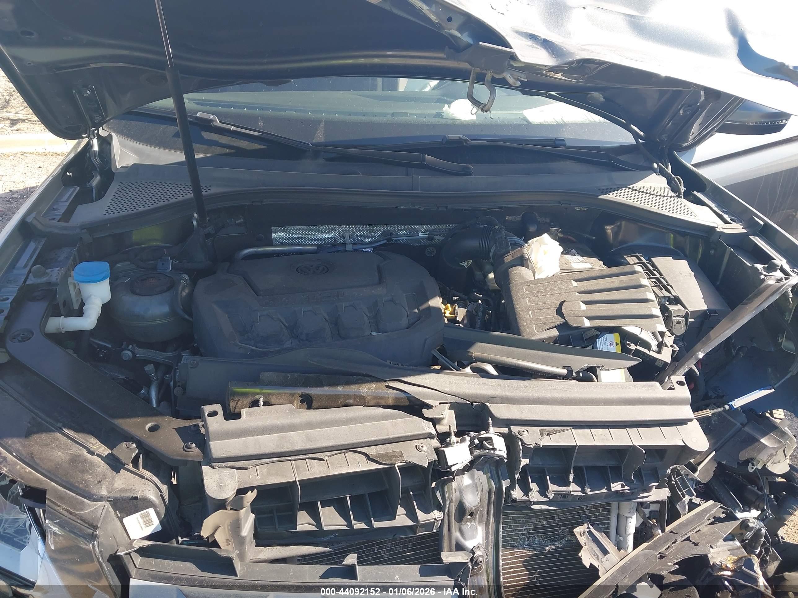 VOLKSWAGEN TIGUAN image 10