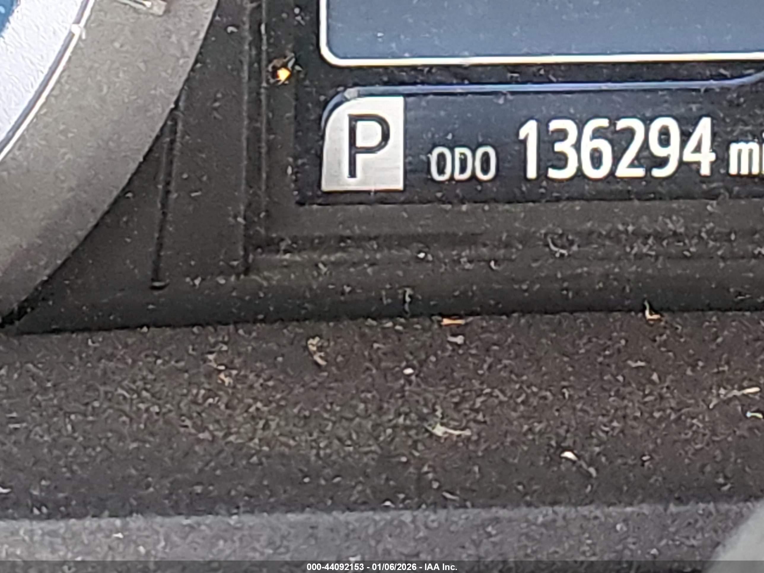TOYOTA SIENNA image 7