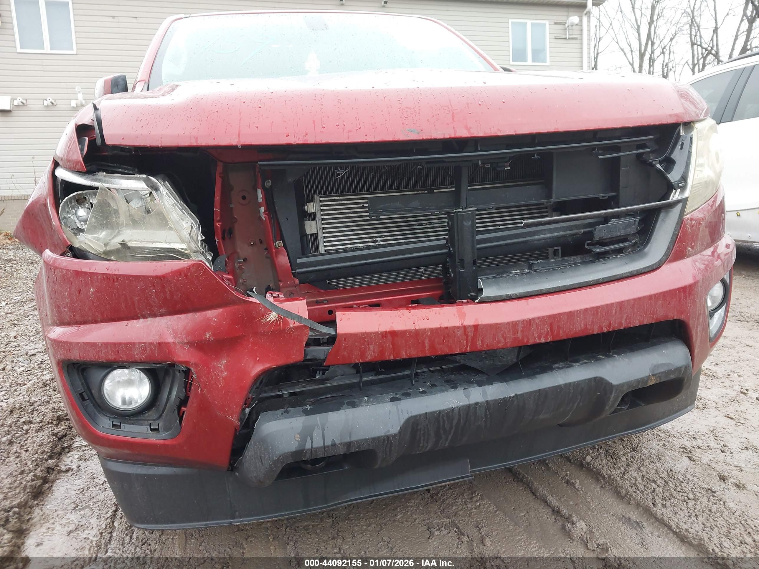 CHEVROLET COLORADO image 6