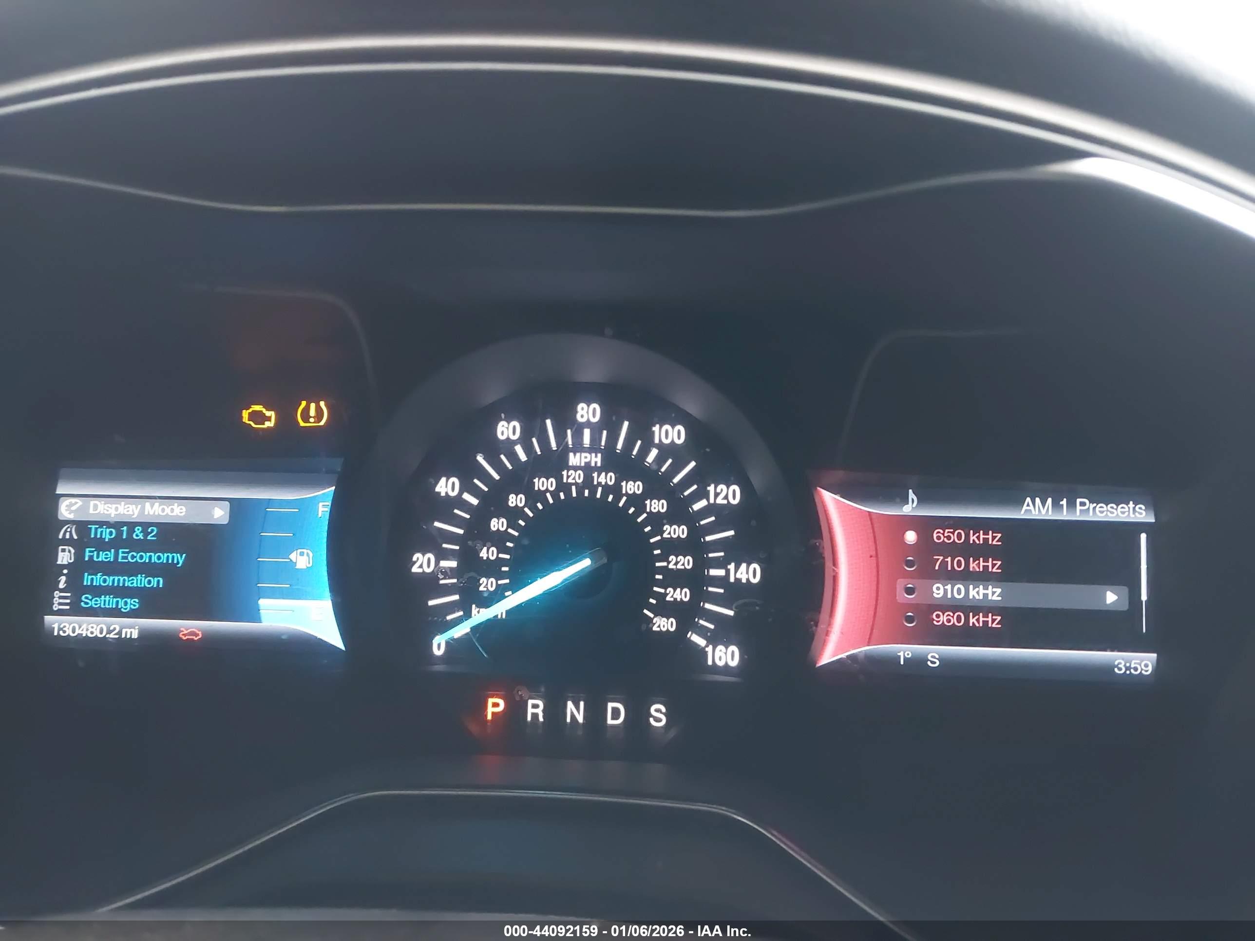 FORD FUSION image 7