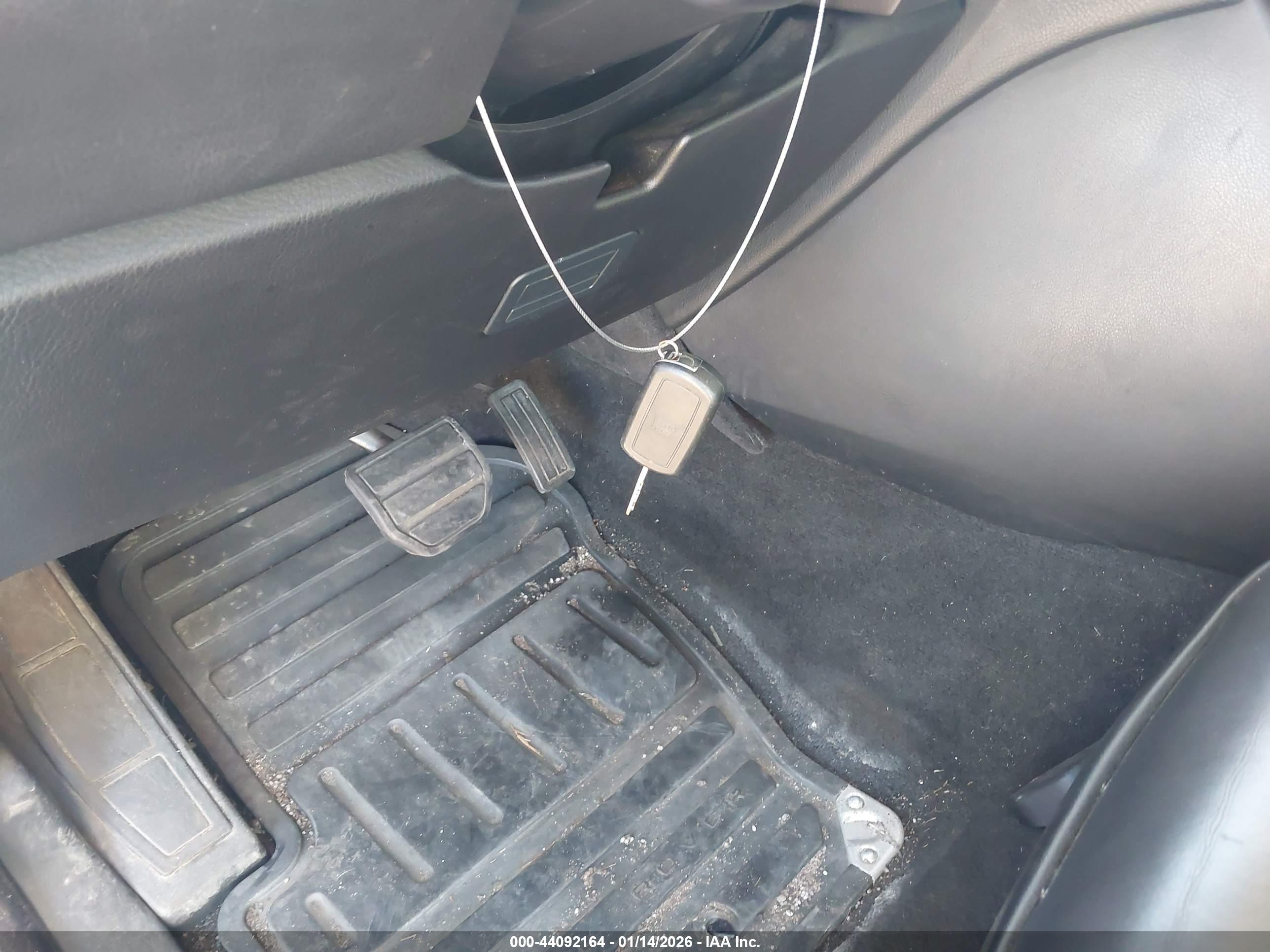 LAND ROVER image 11