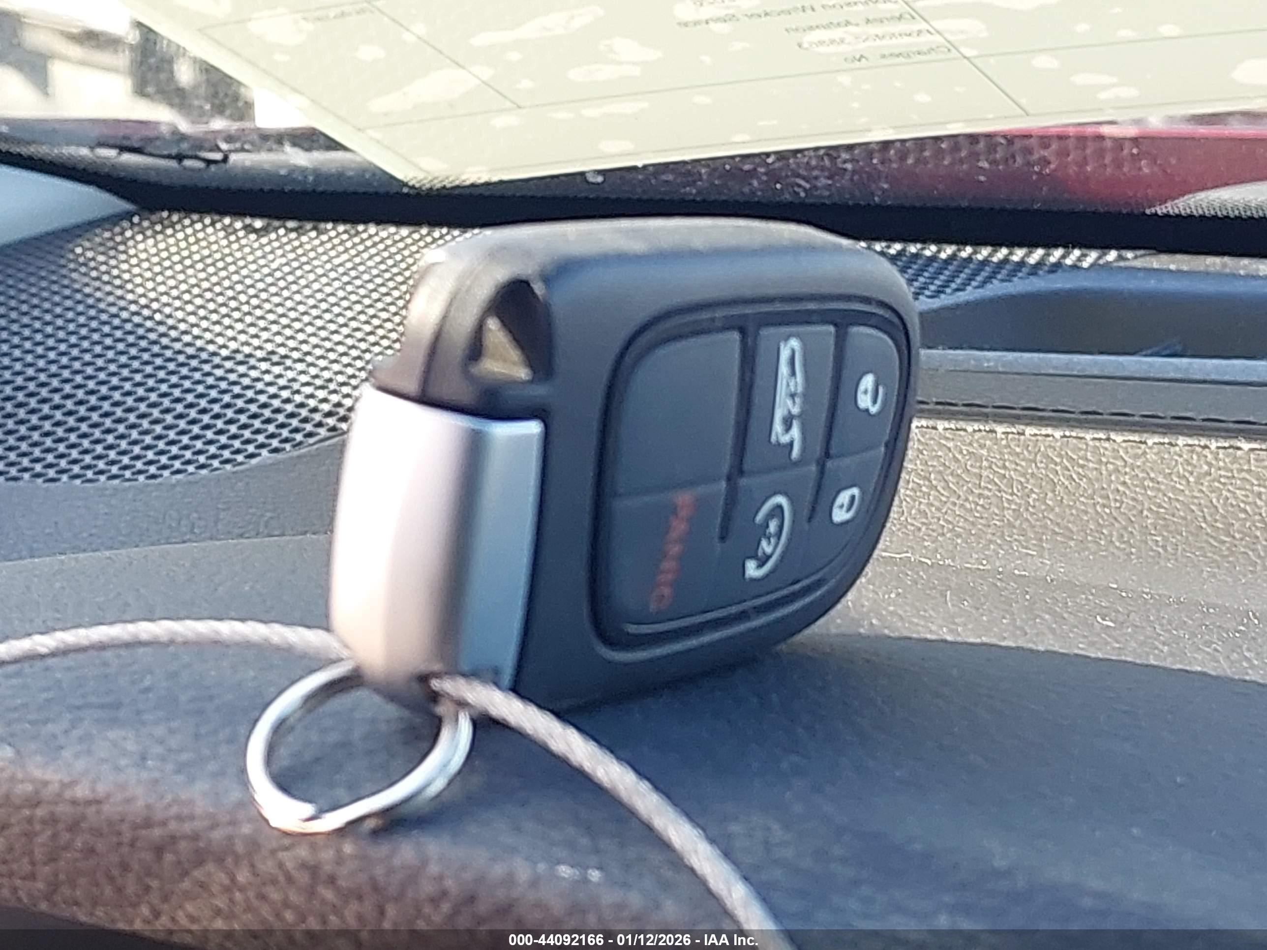 JEEP CHEROKEE image 11