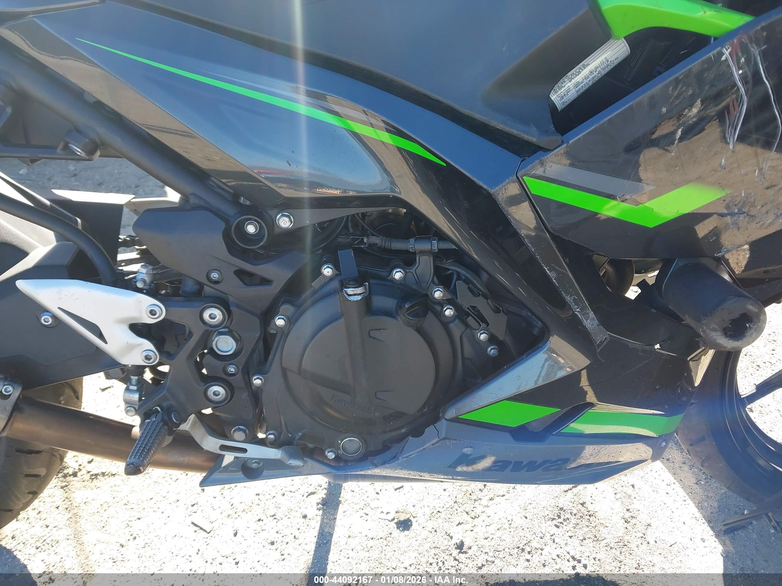 KAWASAKI EX400 image 8